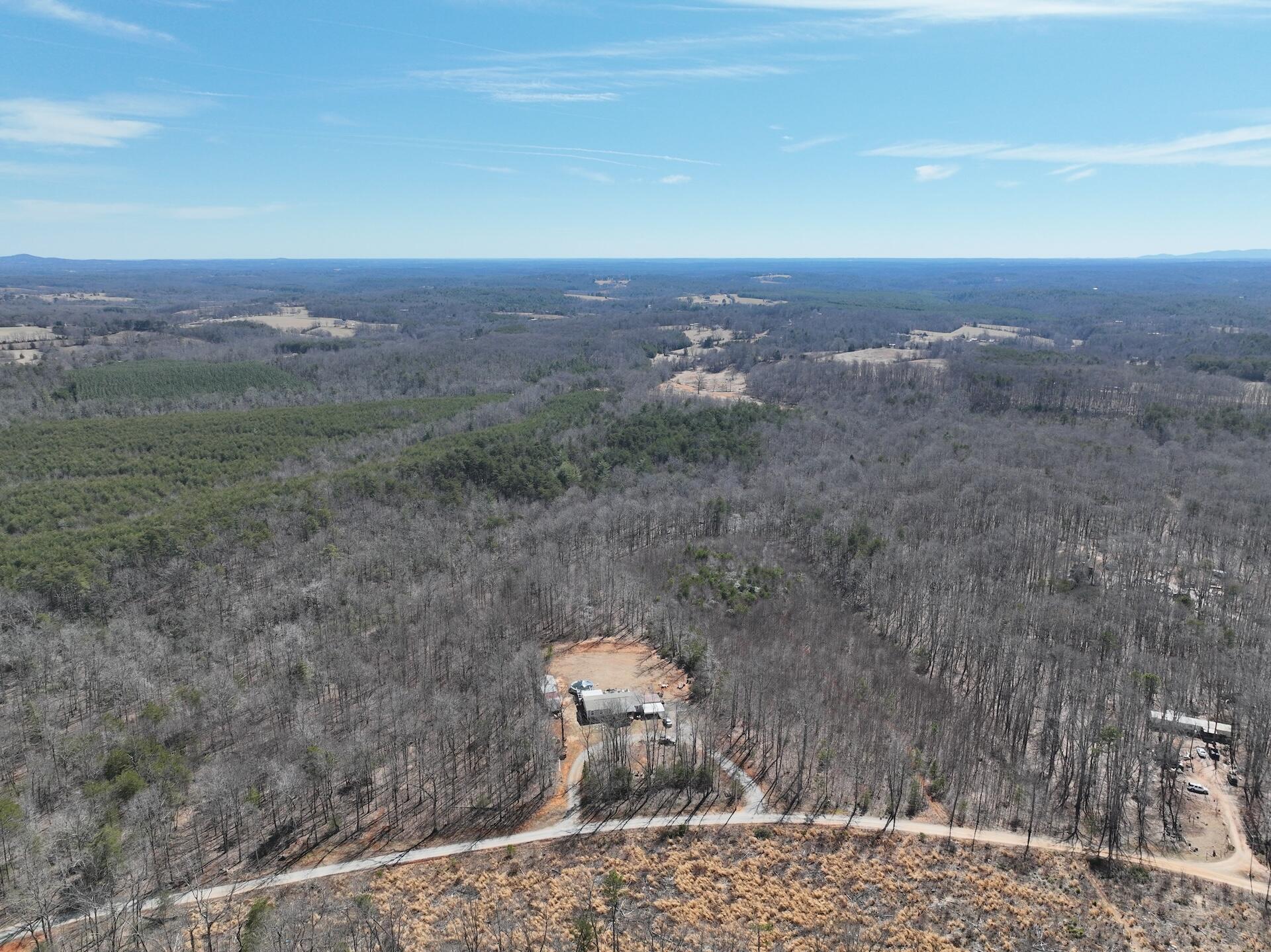 128 Green Oak Ln, Patrick Springs, Virginia image 4