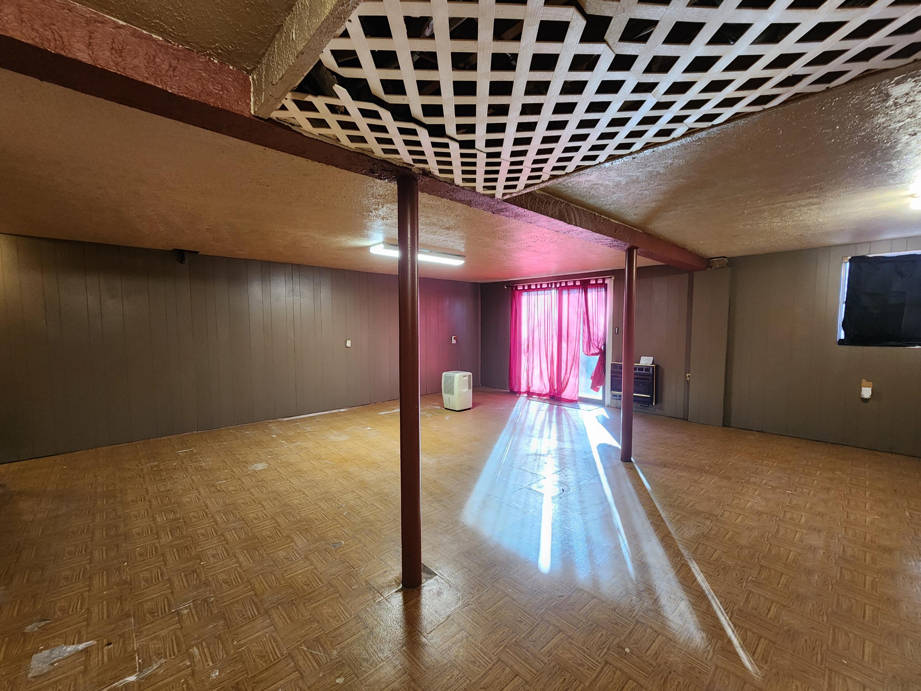 Henry, Virginia 24102, United States, 3 Bedrooms Bedrooms, ,2 BathroomsBathrooms,Residential,Active,256641