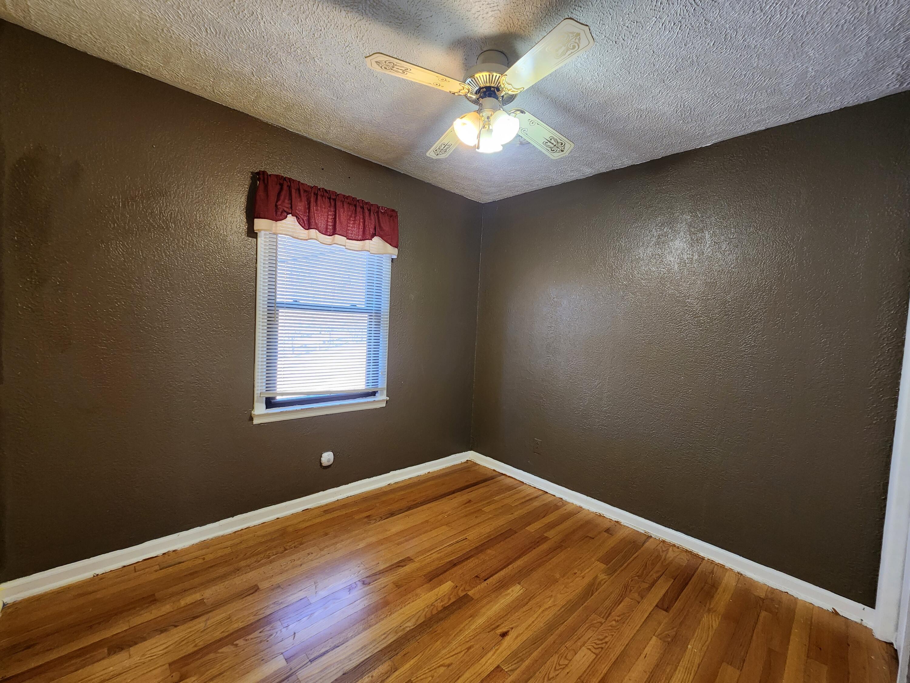 Henry, Virginia 24102, United States, 3 Bedrooms Bedrooms, ,2 BathroomsBathrooms,Residential,Active,256641