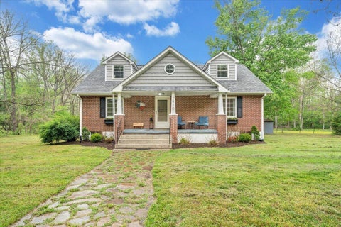 Homes For Sale - 2910 Carvins Cove Rd<br/> Salem, VA 24153