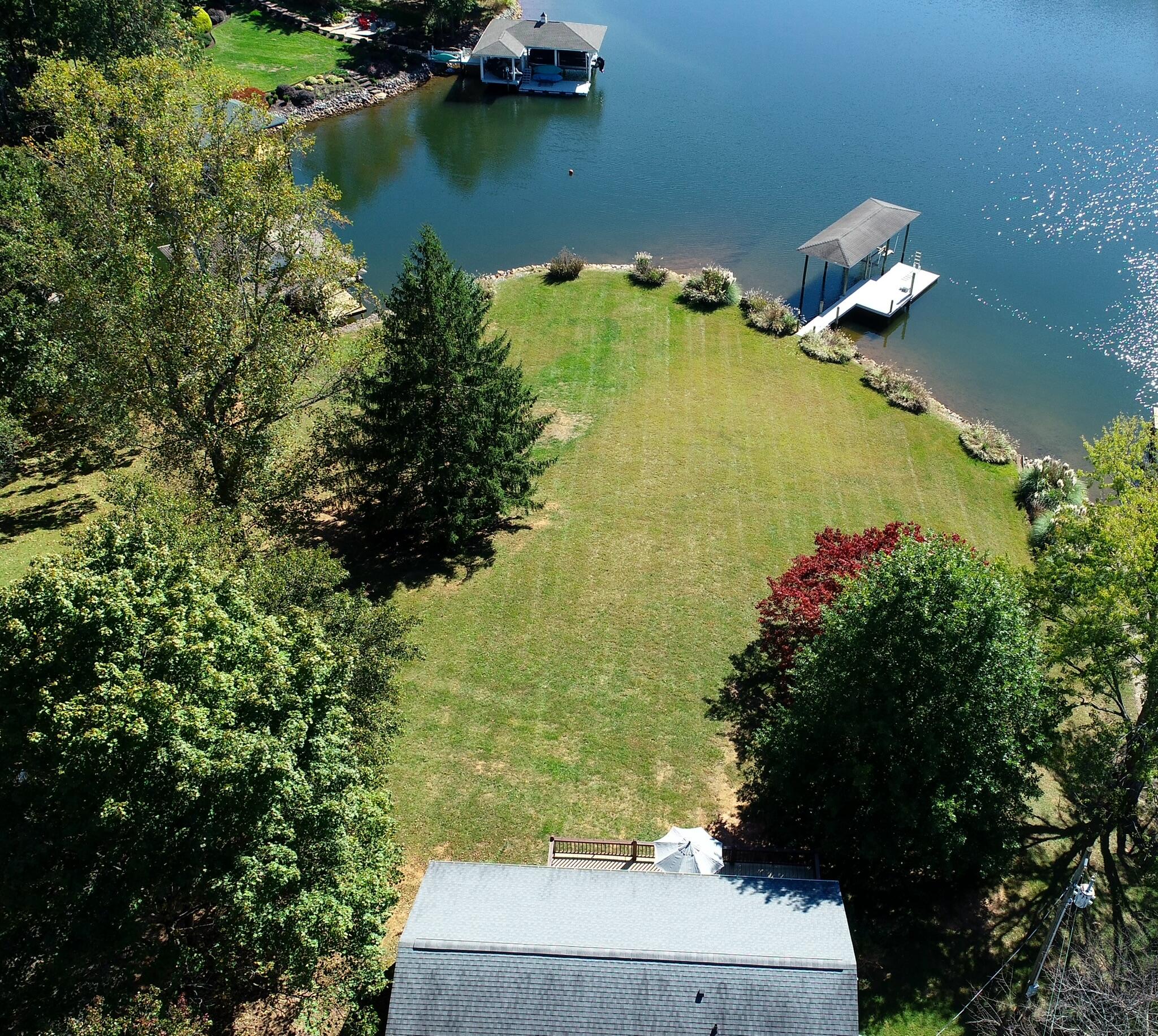1182 Lauras Ln, Huddleston, Virginia image 5