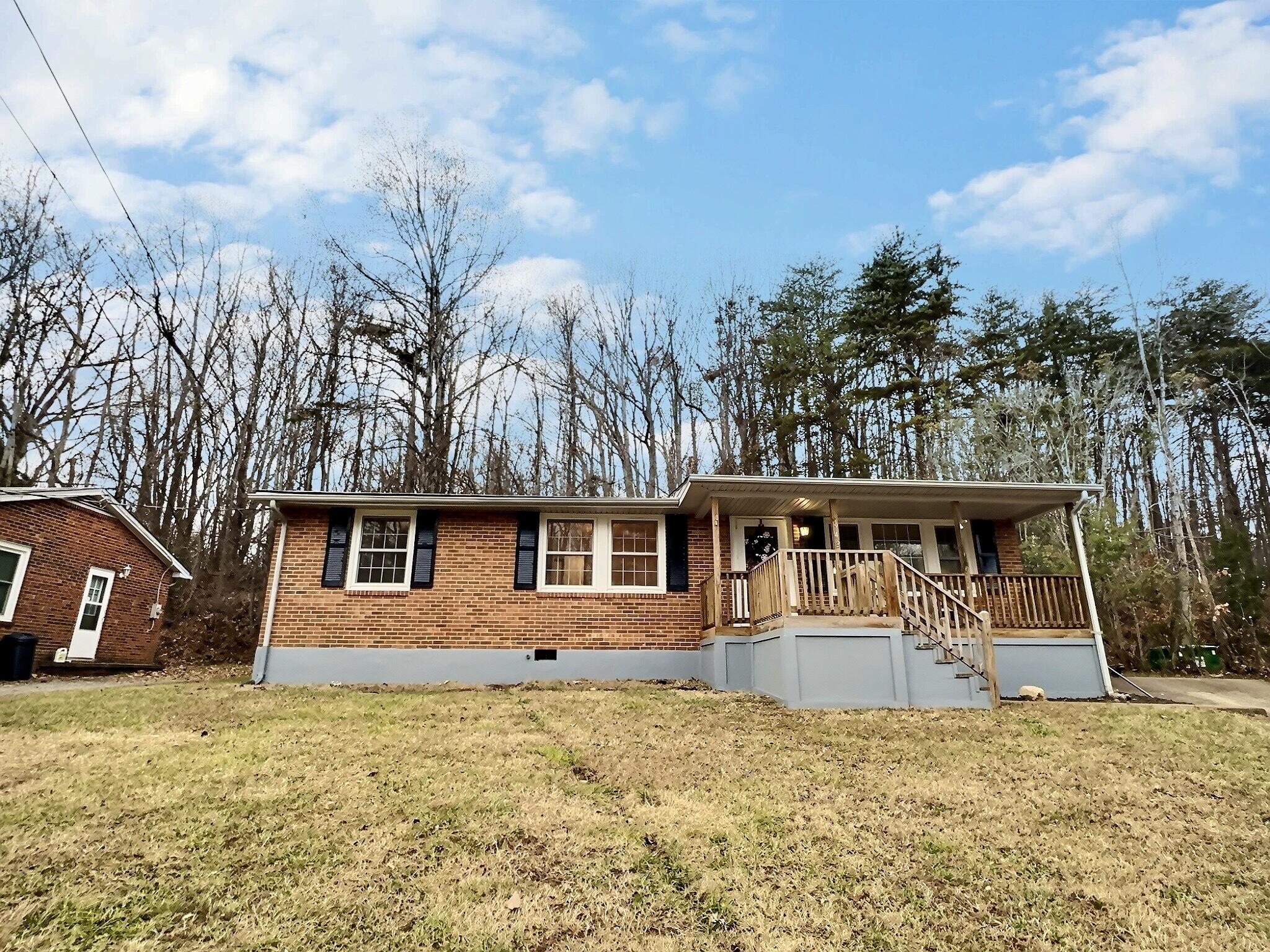 942 Banks Rd Rd, Martinsville, Virginia image 2