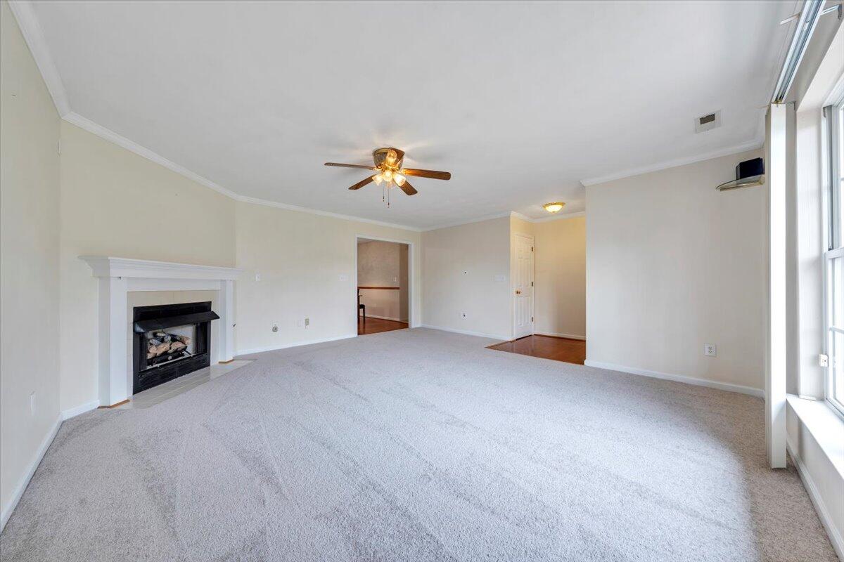 2420 Carlsbad Cir, Roanoke, Virginia image 4