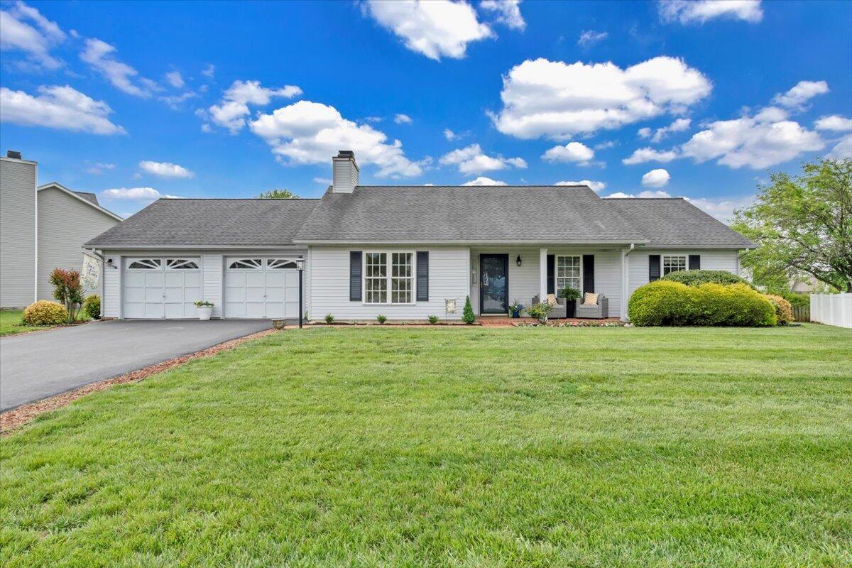 2420 Carlsbad Cir, Roanoke, Virginia image 1