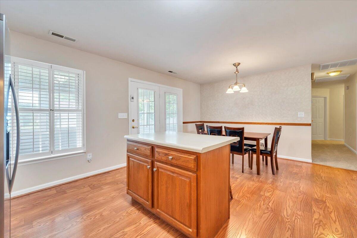 2420 Carlsbad Cir, Roanoke, Virginia image 14
