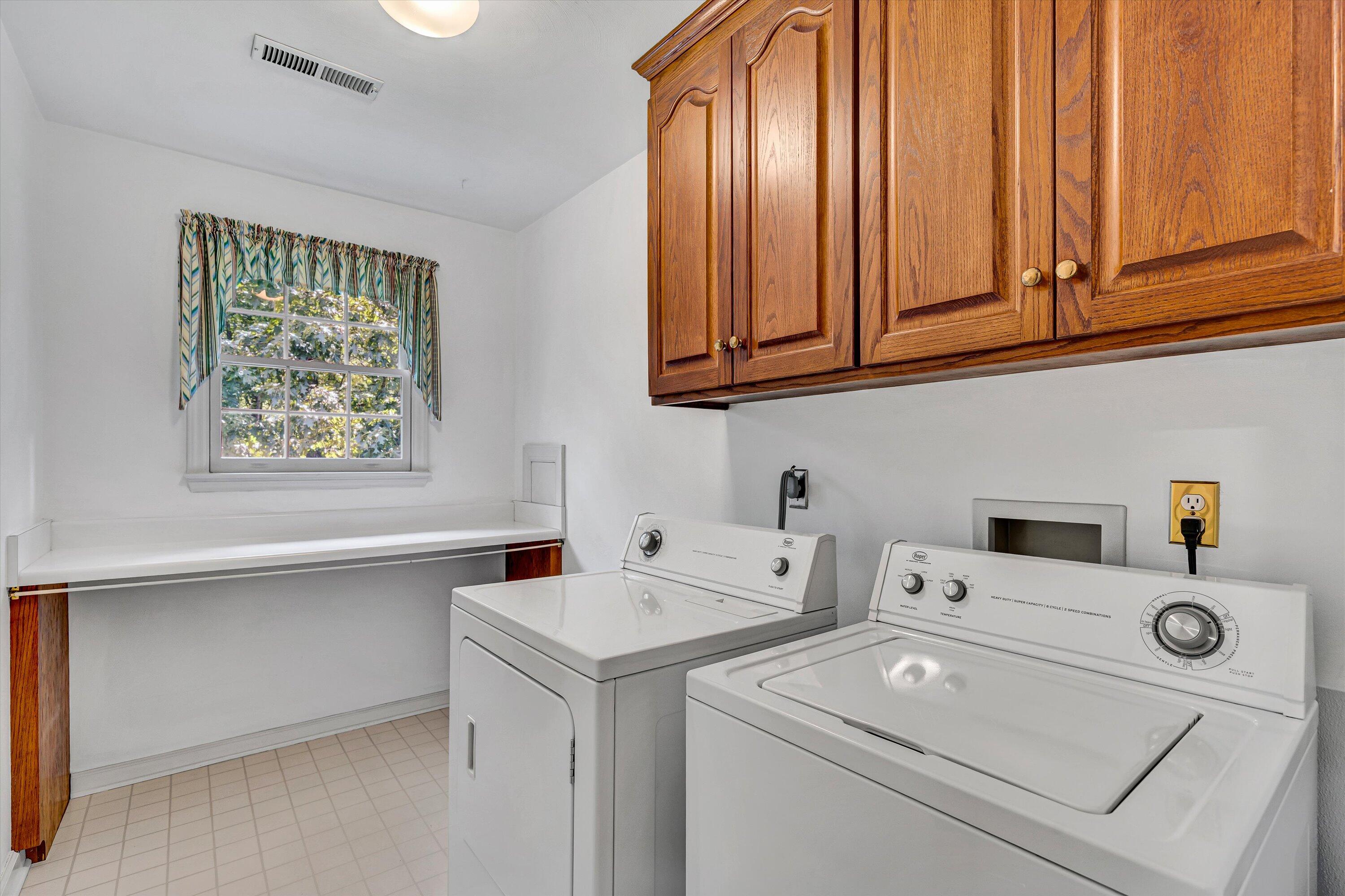 320 Grandview Dr, Troutville, Ohio image 22