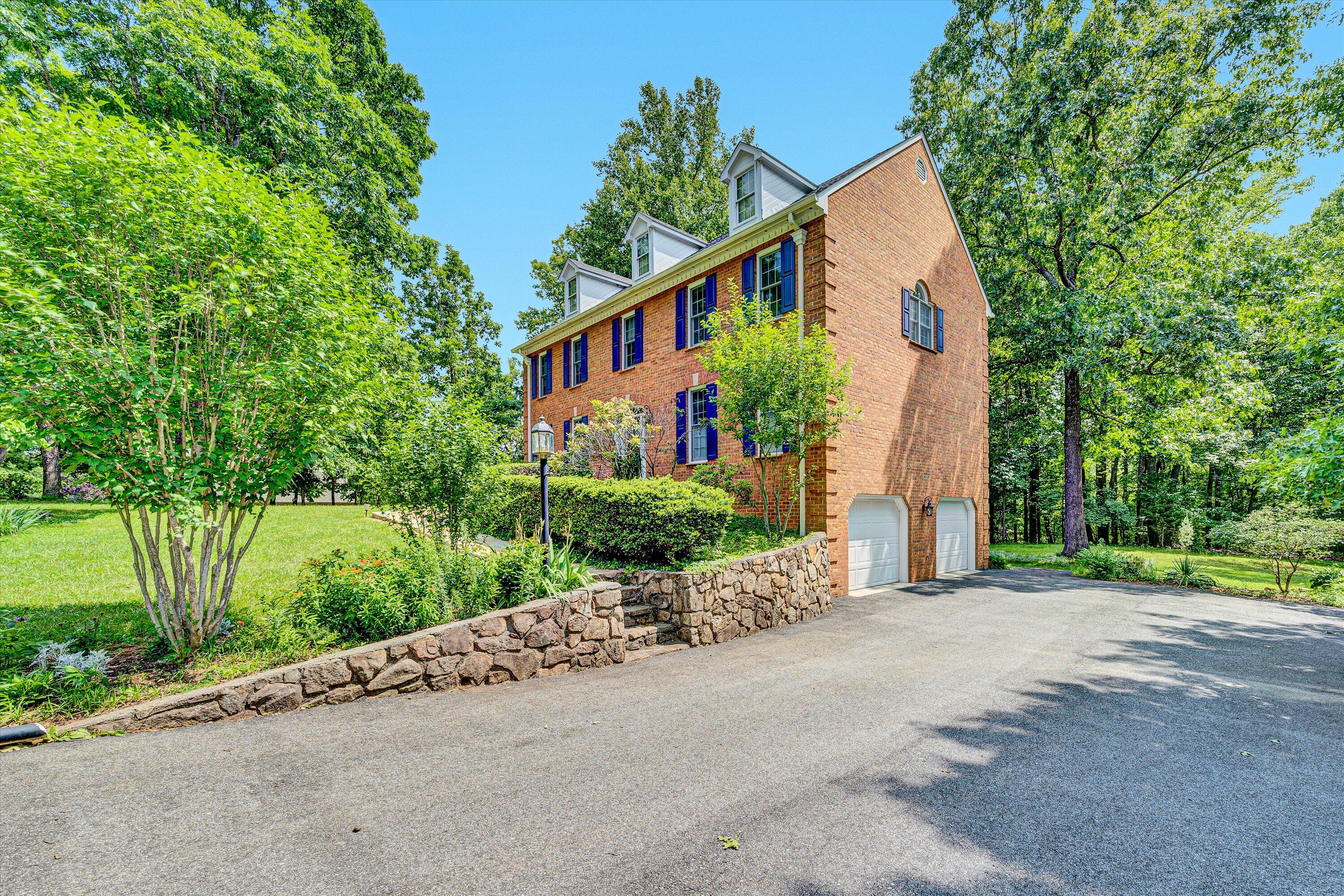 320 Grandview Dr, Troutville, Ohio image 35
