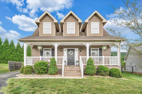 Homes For Sale - 2729 Paddington Station Ln<br/> Vinton, VA 24179