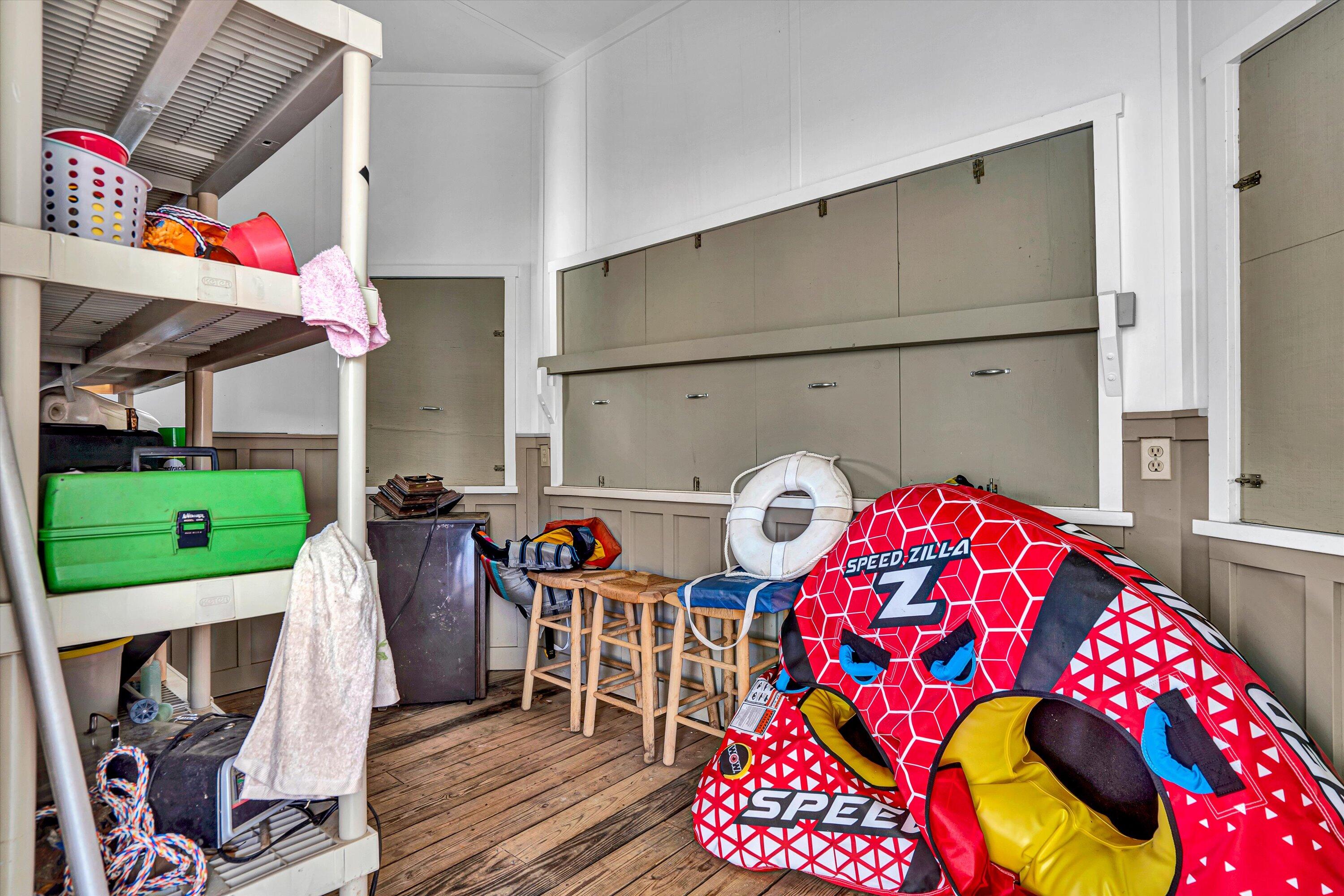 Union Hall, Virginia 24176, United States, 4 Bedrooms Bedrooms, ,4 BathroomsBathrooms,Residential,Active,111352