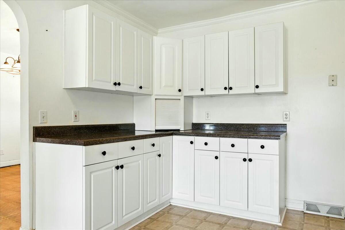 2351 Reese Mountain Rd, Elliston, Virginia image 11