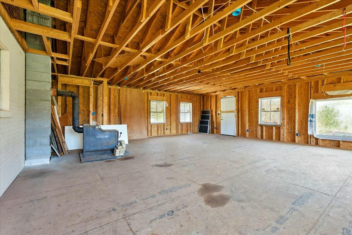 2351 Reese Mountain Rd, Elliston, Virginia image 23