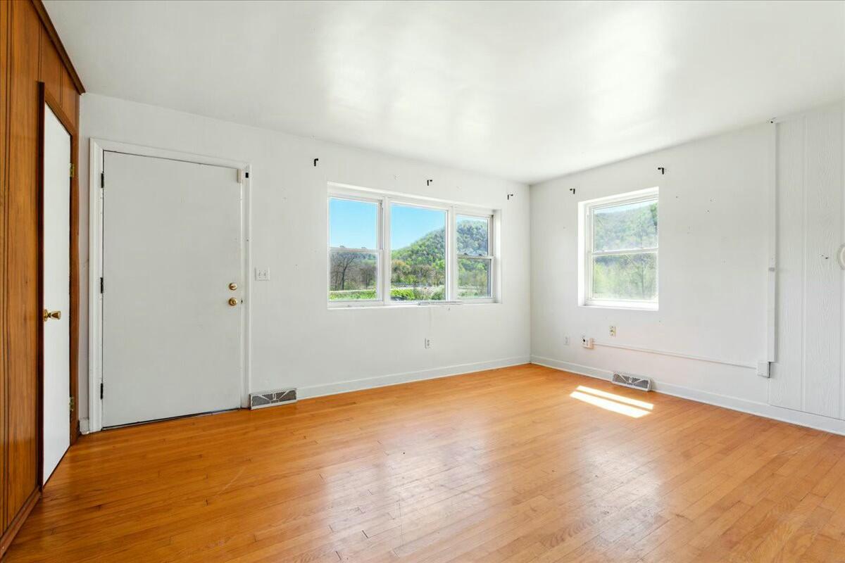 2351 Reese Mountain Rd, Elliston, Virginia image 39