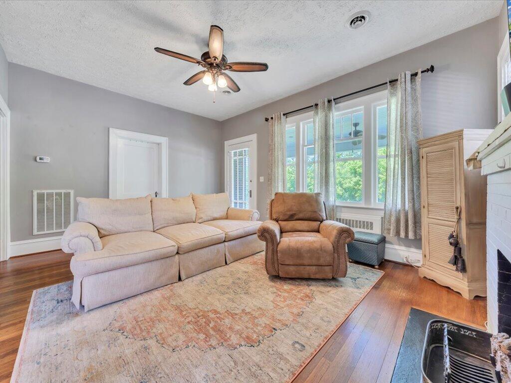 370 Bassett Heights Rd Rd, Bassett, Virginia image 2