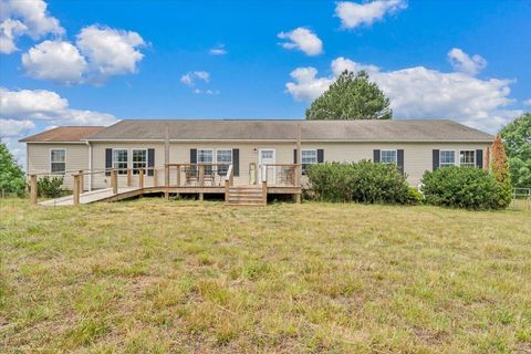 Homes For Sale - 389 Kaye Trail Ln<br/> Axton, VA 24054