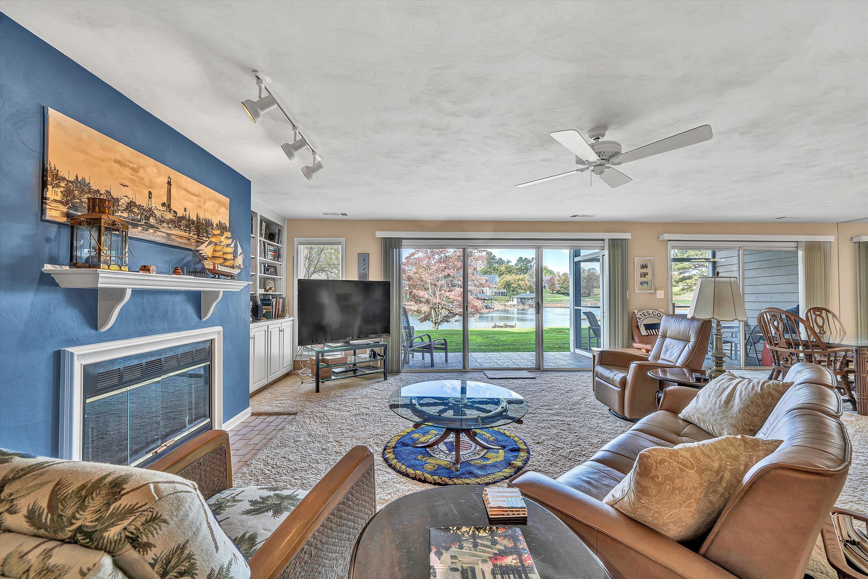 Penhook, Virginia 24137, United States, 2 Bedrooms Bedrooms, ,2 BathroomsBathrooms,Residential,Active,233136