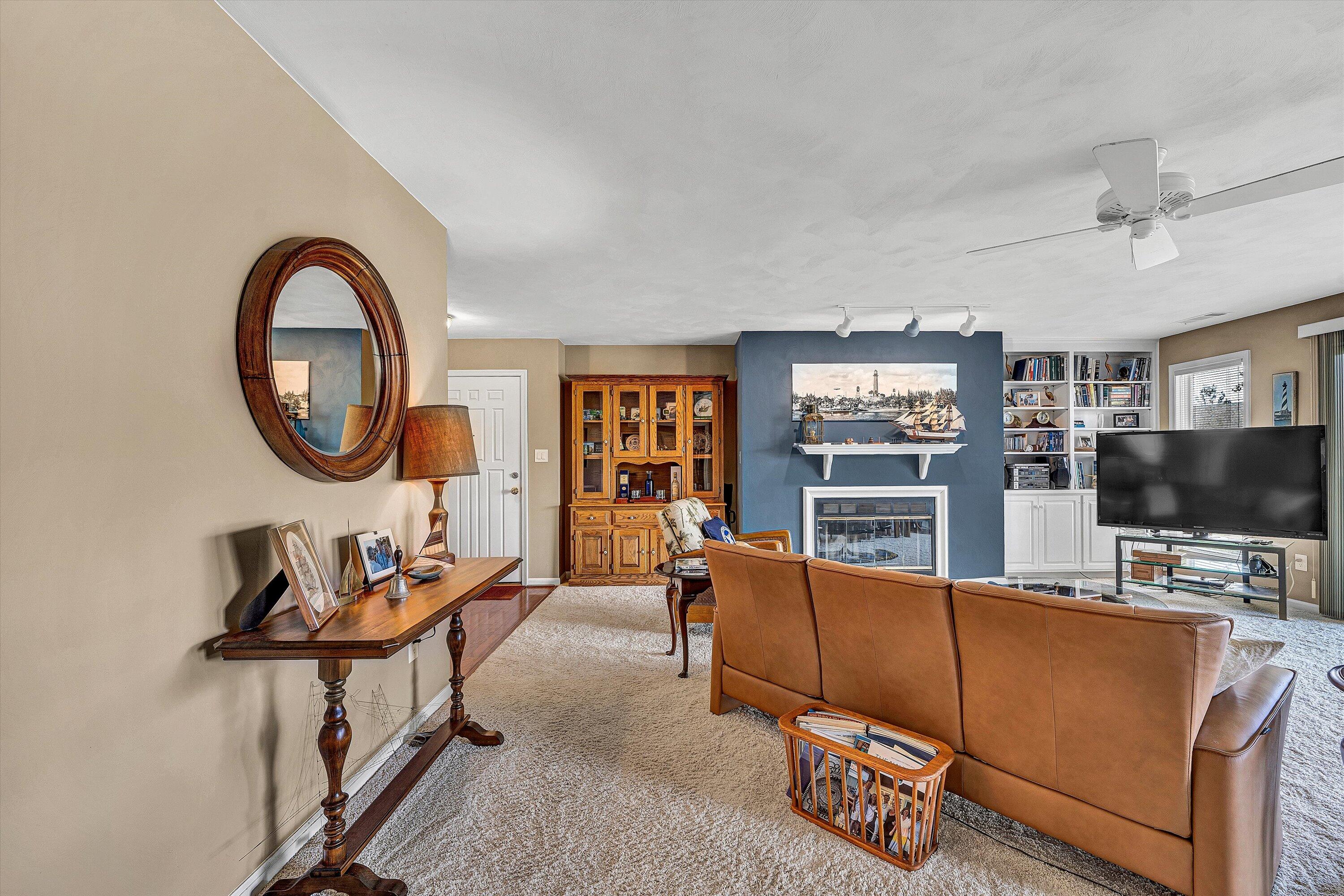 Penhook, Virginia 24137, United States, 2 Bedrooms Bedrooms, ,2 BathroomsBathrooms,Residential,Active,233136