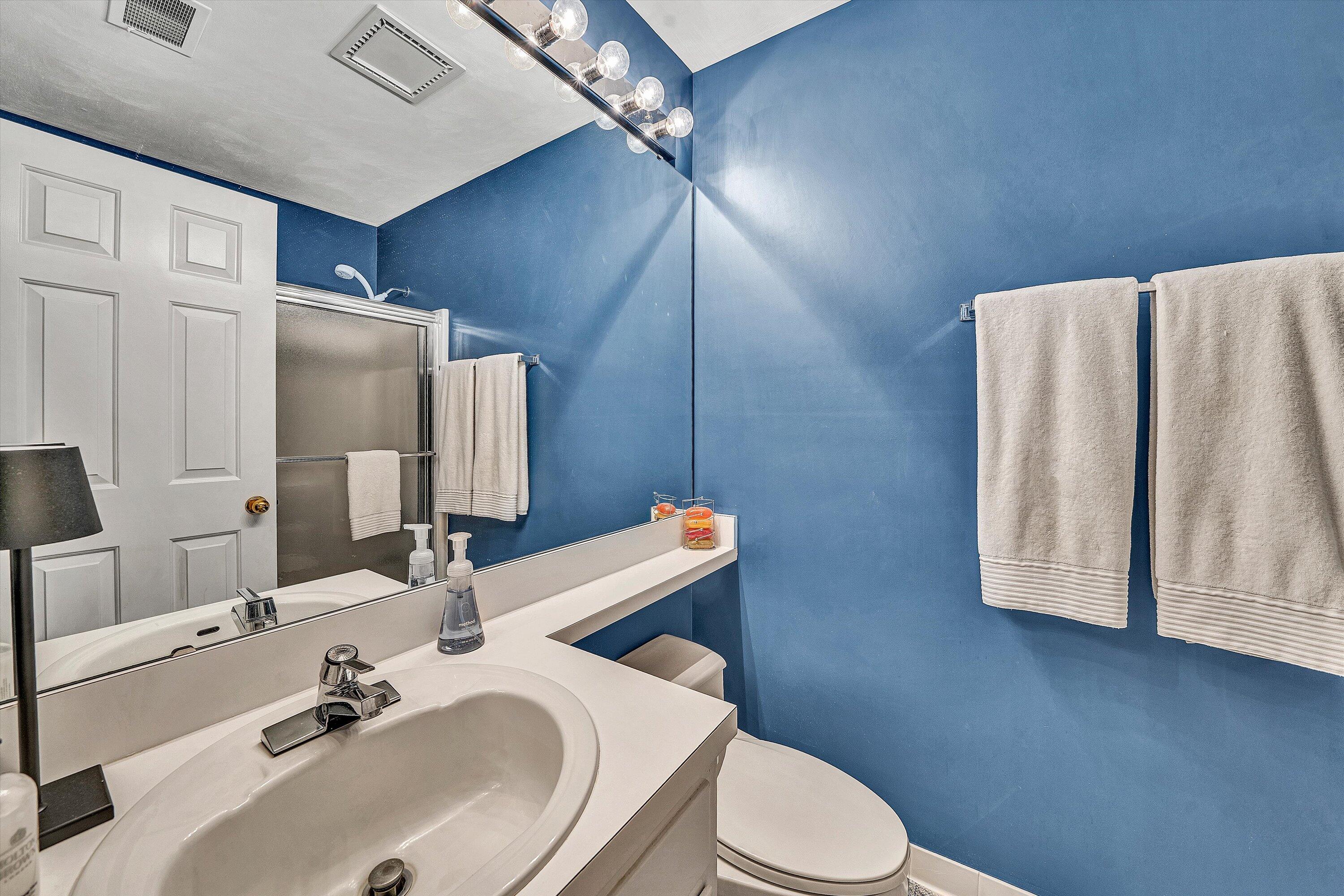 Penhook, Virginia 24137, United States, 2 Bedrooms Bedrooms, ,2 BathroomsBathrooms,Residential,Active,233136