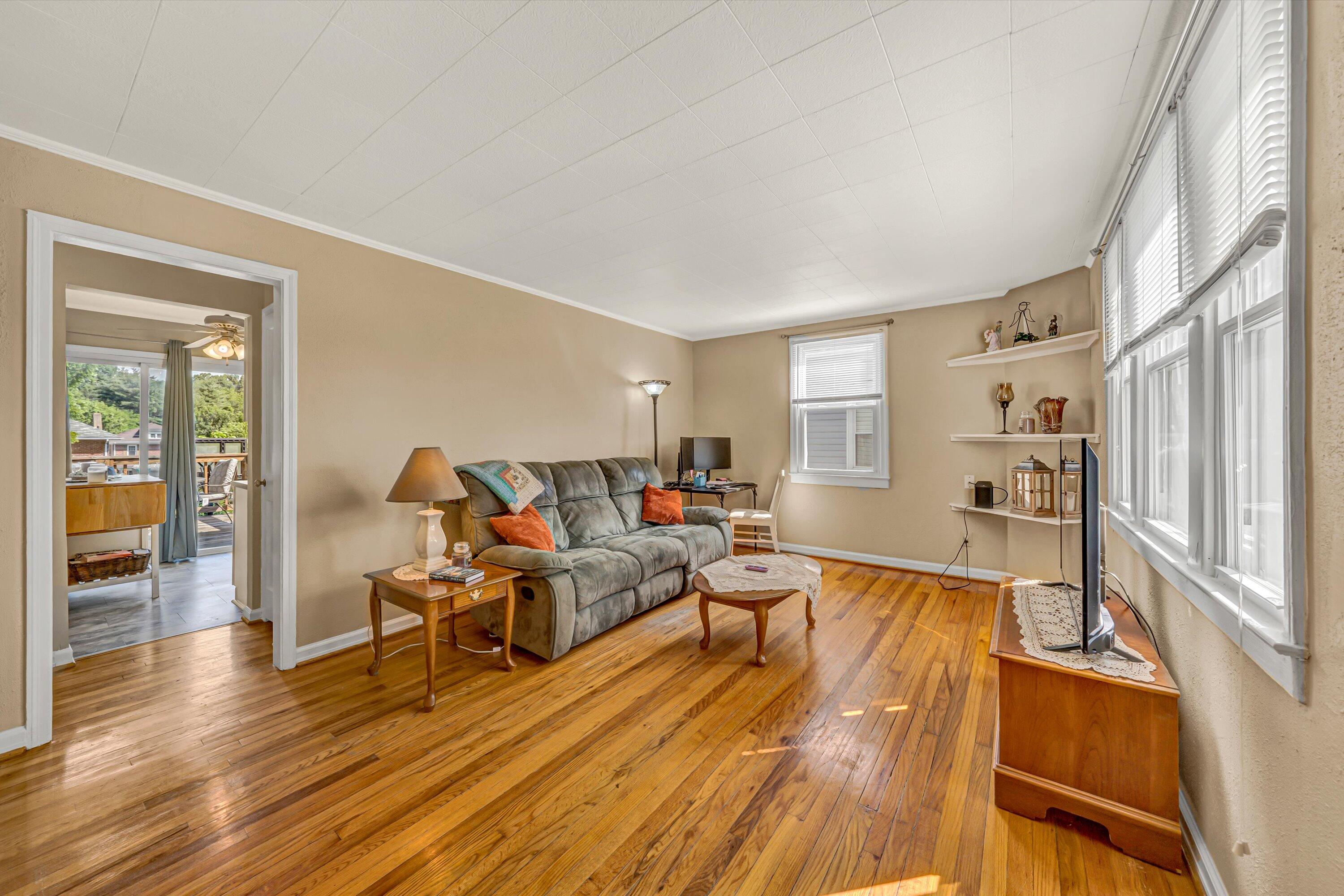 2515 Colonial Ave, Roanoke, Virginia image 5