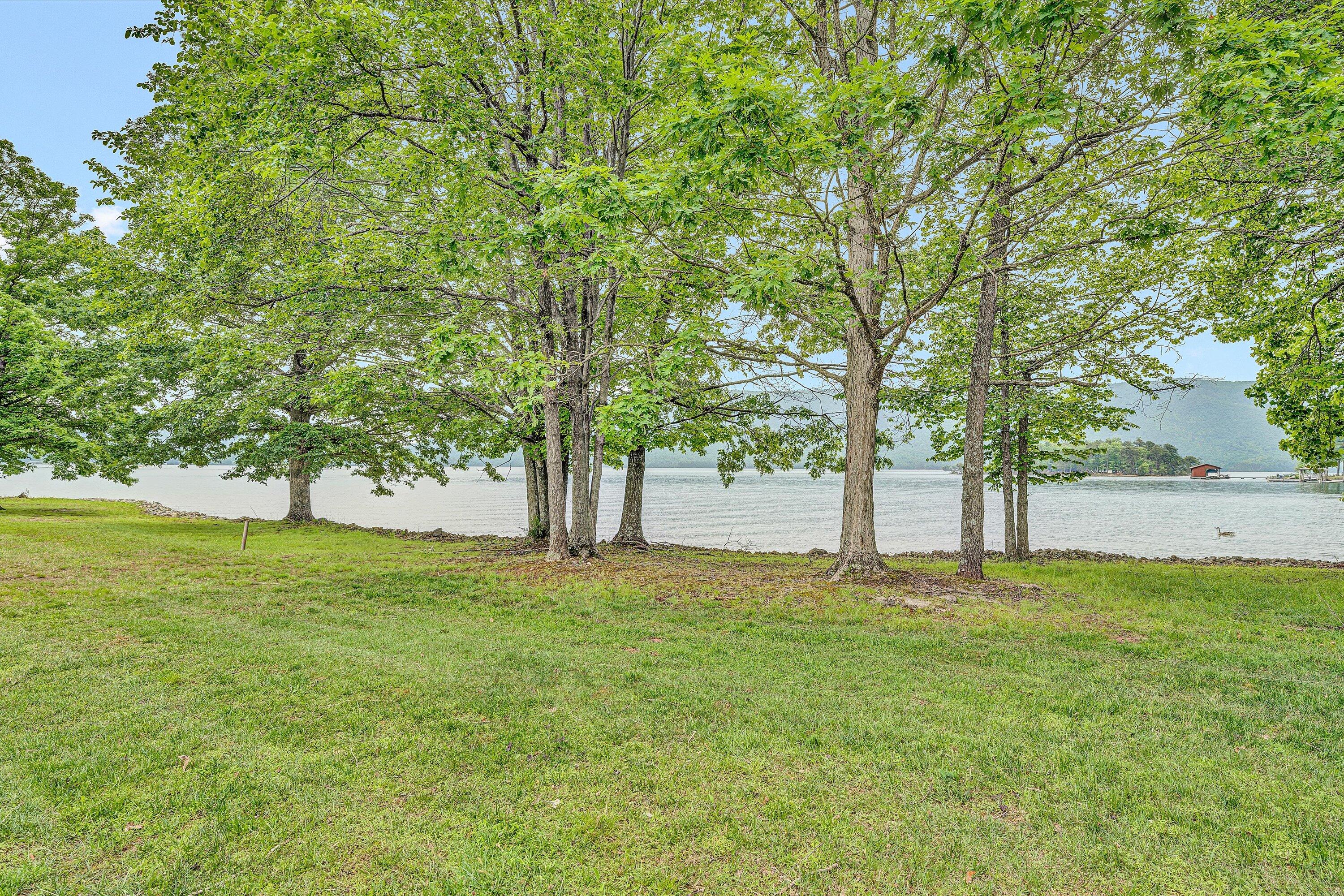 Huddleston, Virginia 24104, United States, 5 Bedrooms Bedrooms, ,4 BathroomsBathrooms,Residential,Active,134285