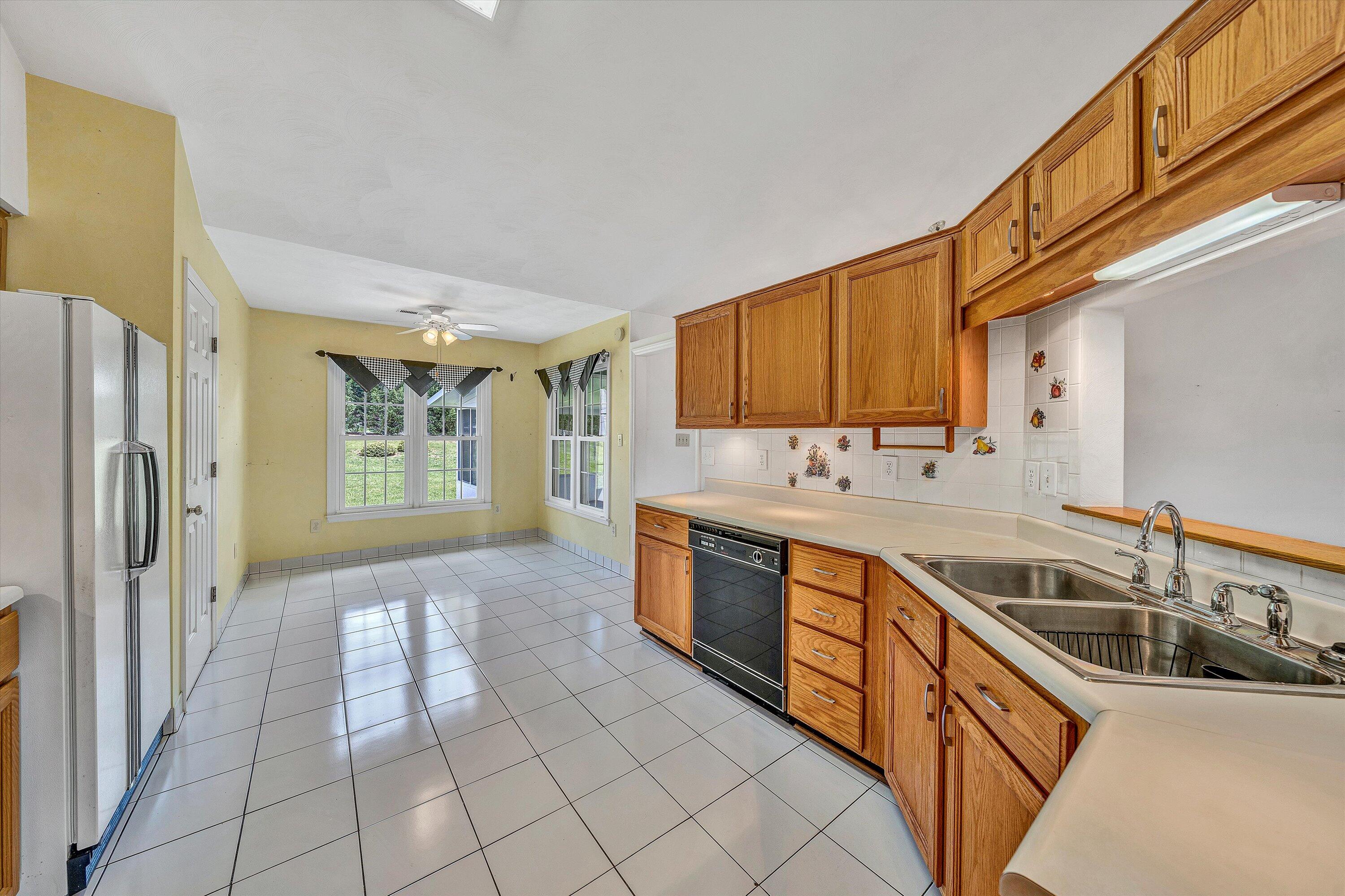 5561 Cider Mill Ct, Roanoke, Virginia image 8