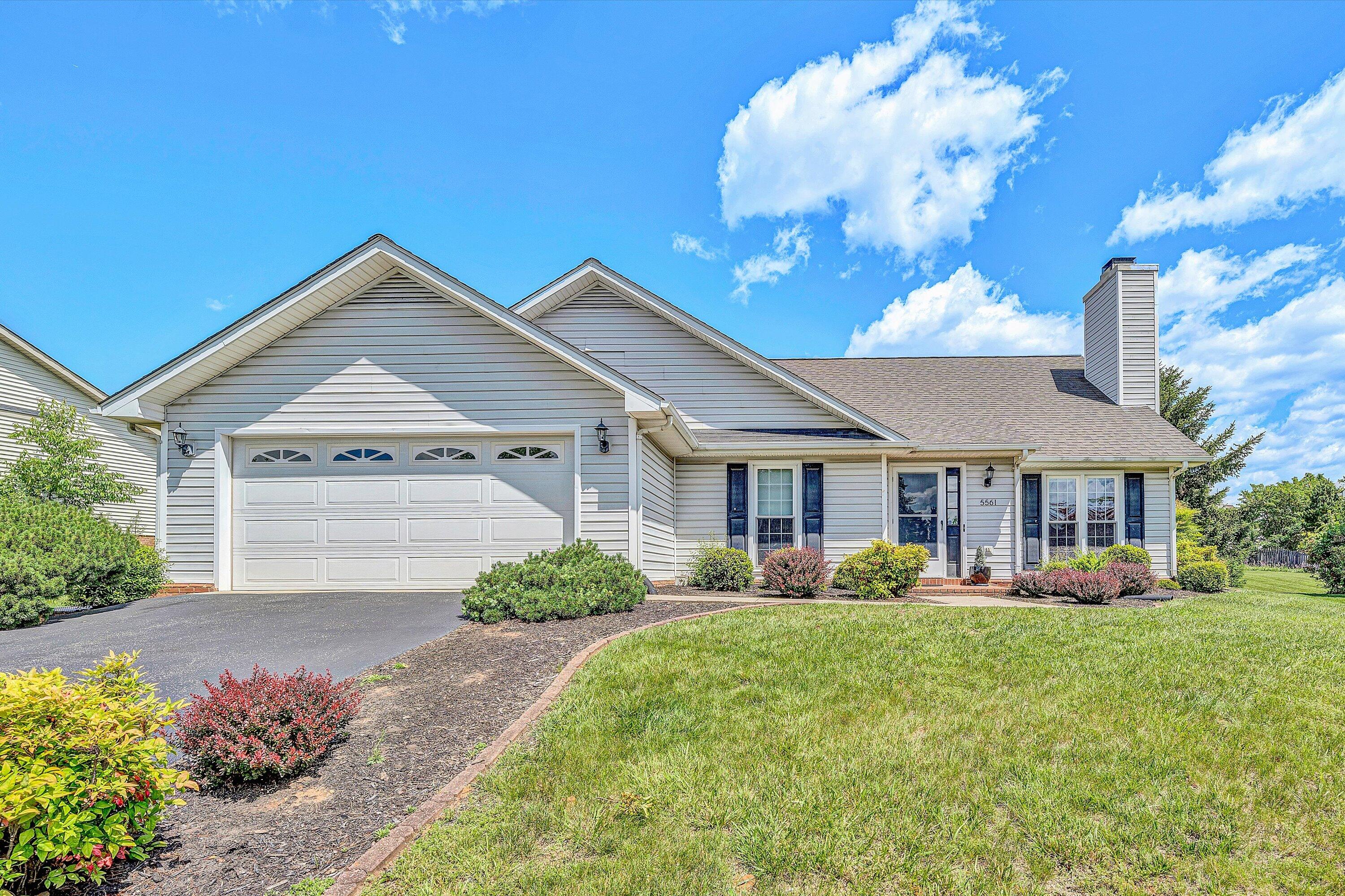5561 Cider Mill Ct, Roanoke, Virginia image 1