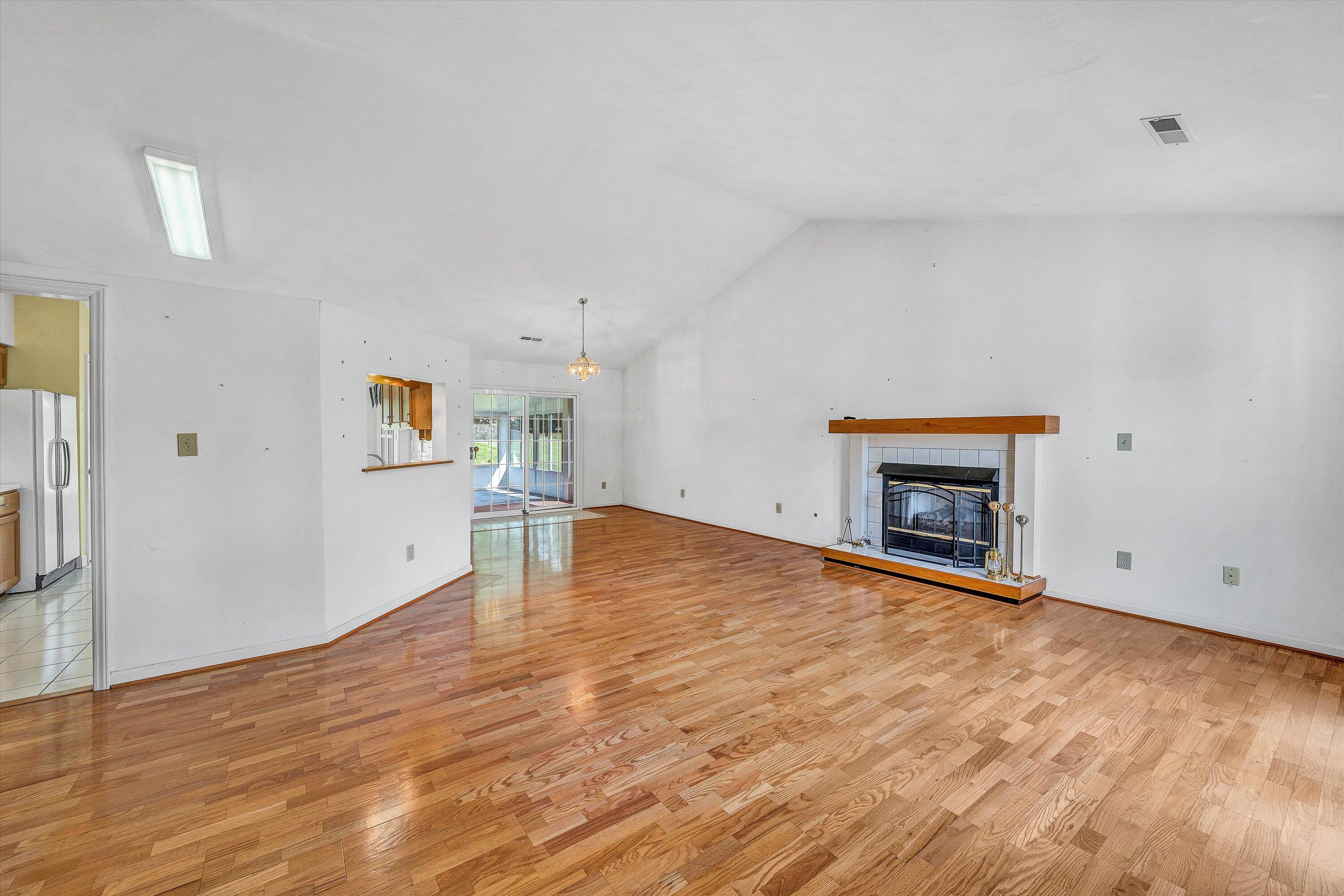 5561 Cider Mill Ct, Roanoke, Virginia image 5