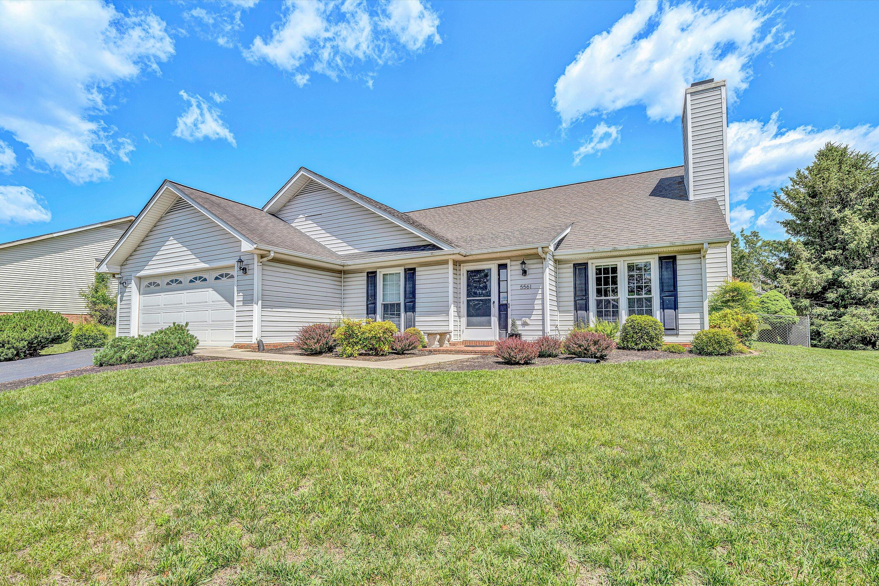 5561 Cider Mill Ct, Roanoke, Virginia image 2