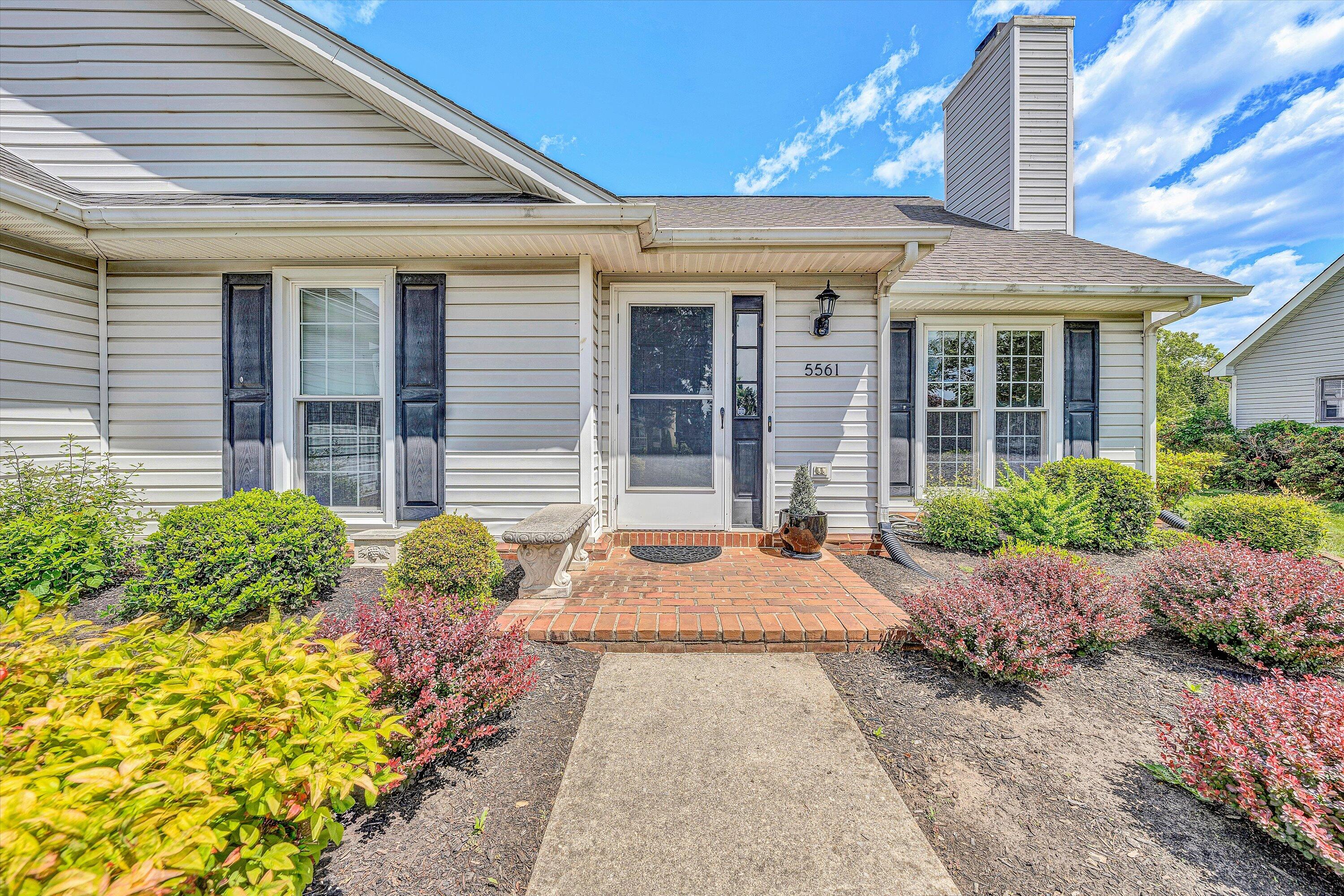 5561 Cider Mill Ct, Roanoke, Virginia image 3