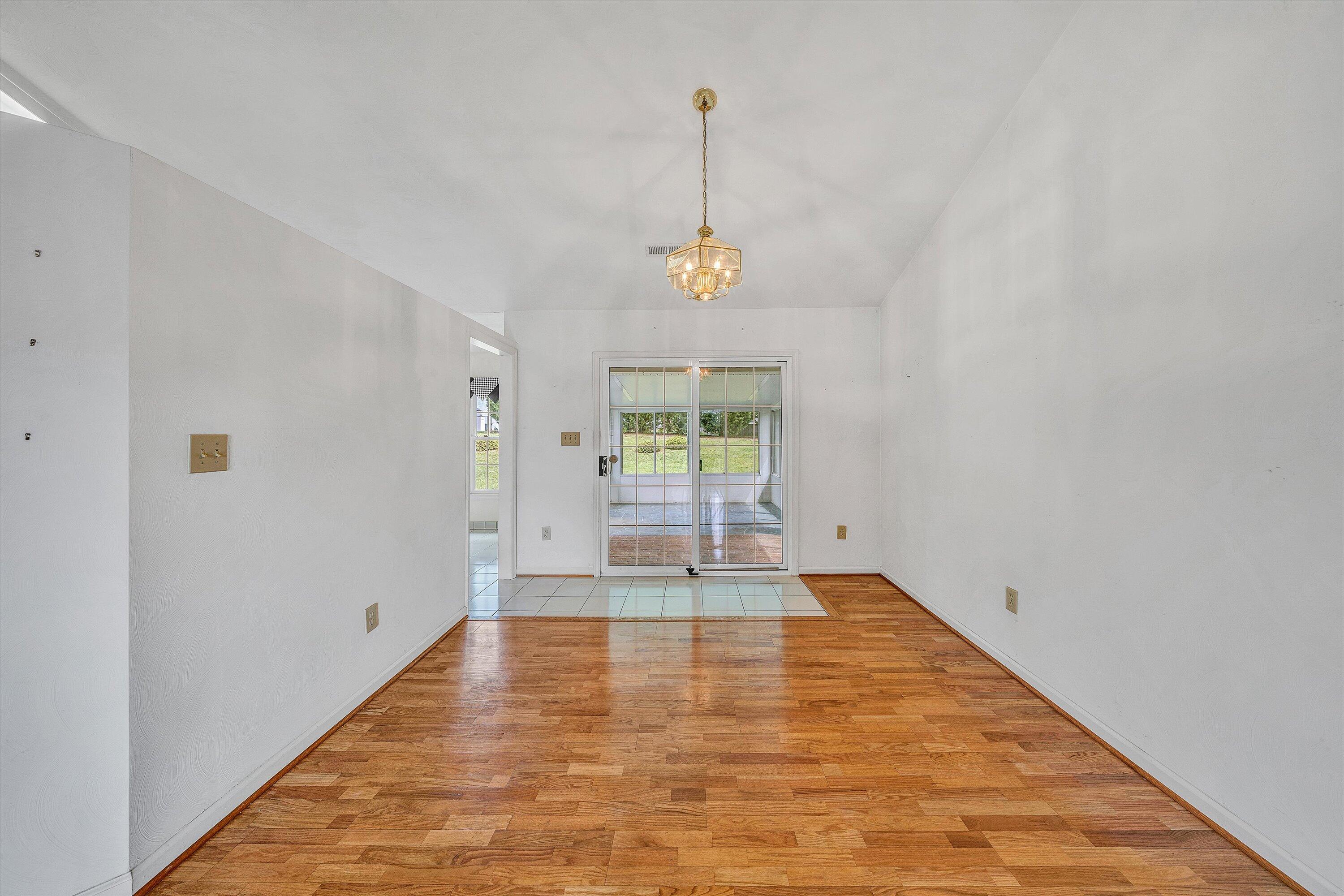 5561 Cider Mill Ct, Roanoke, Virginia image 6