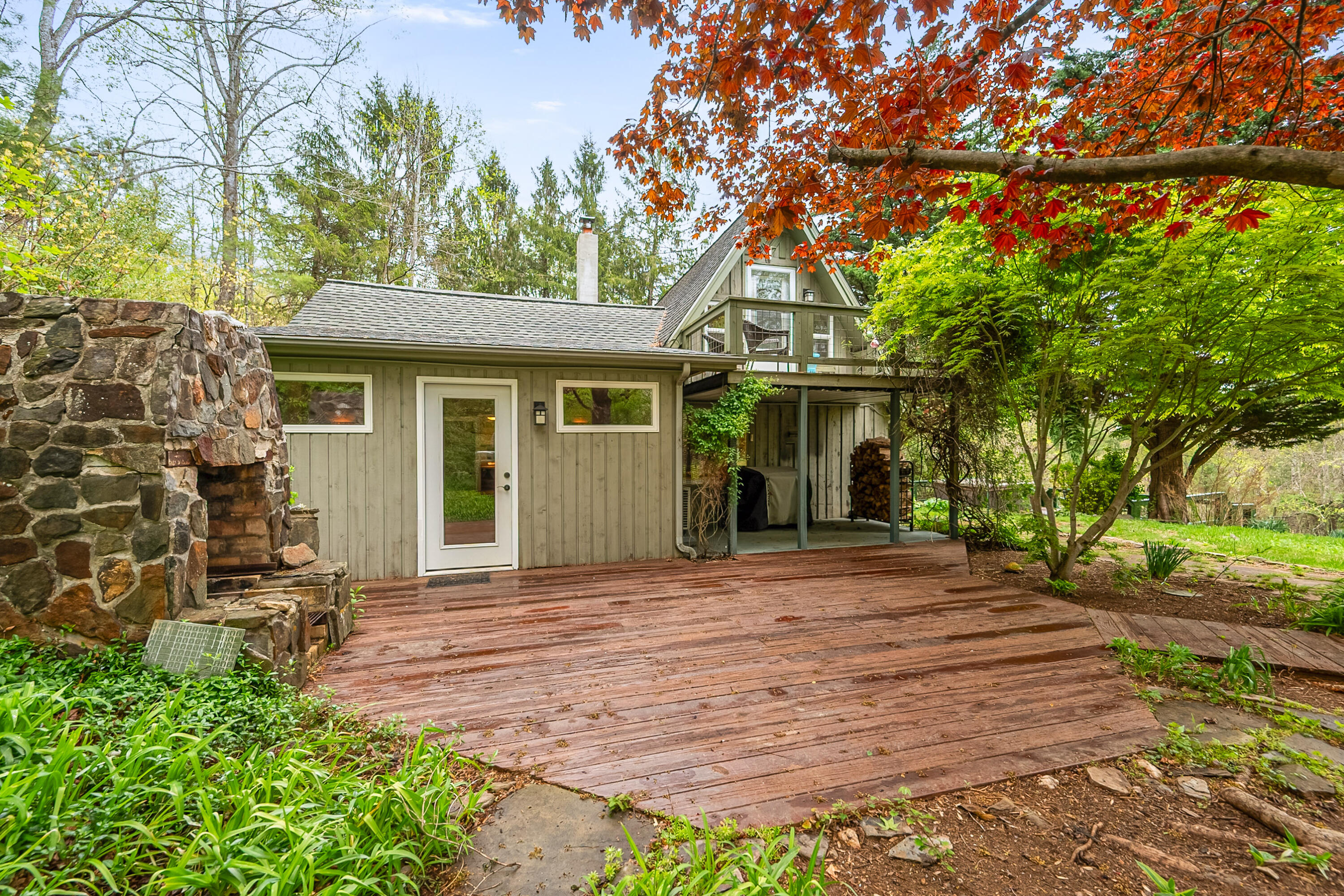 1053 Thomas Farm Rd, Floyd, Virginia image 3
