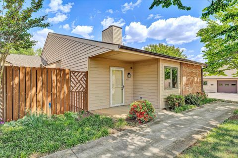 Condo For Sale - 407 Windward Dr<br/> Roanoke, VA 24018
