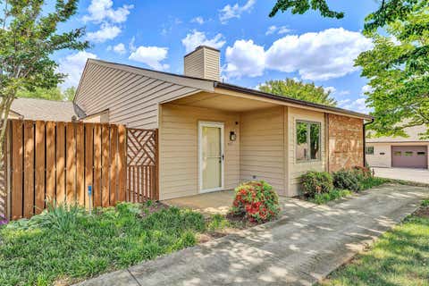Condo For Sale - 407 Windward Dr<br/> Roanoke, VA 24018