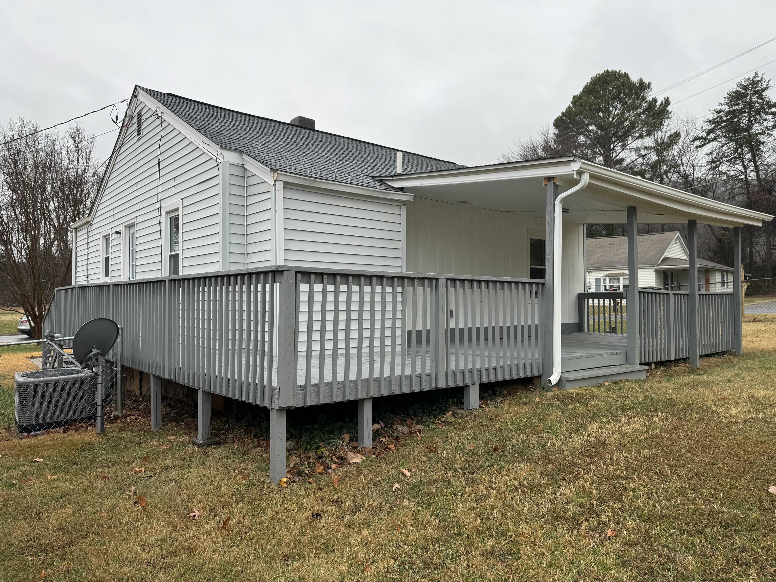 652 Goodwin Ave, Salem, Virginia image 32