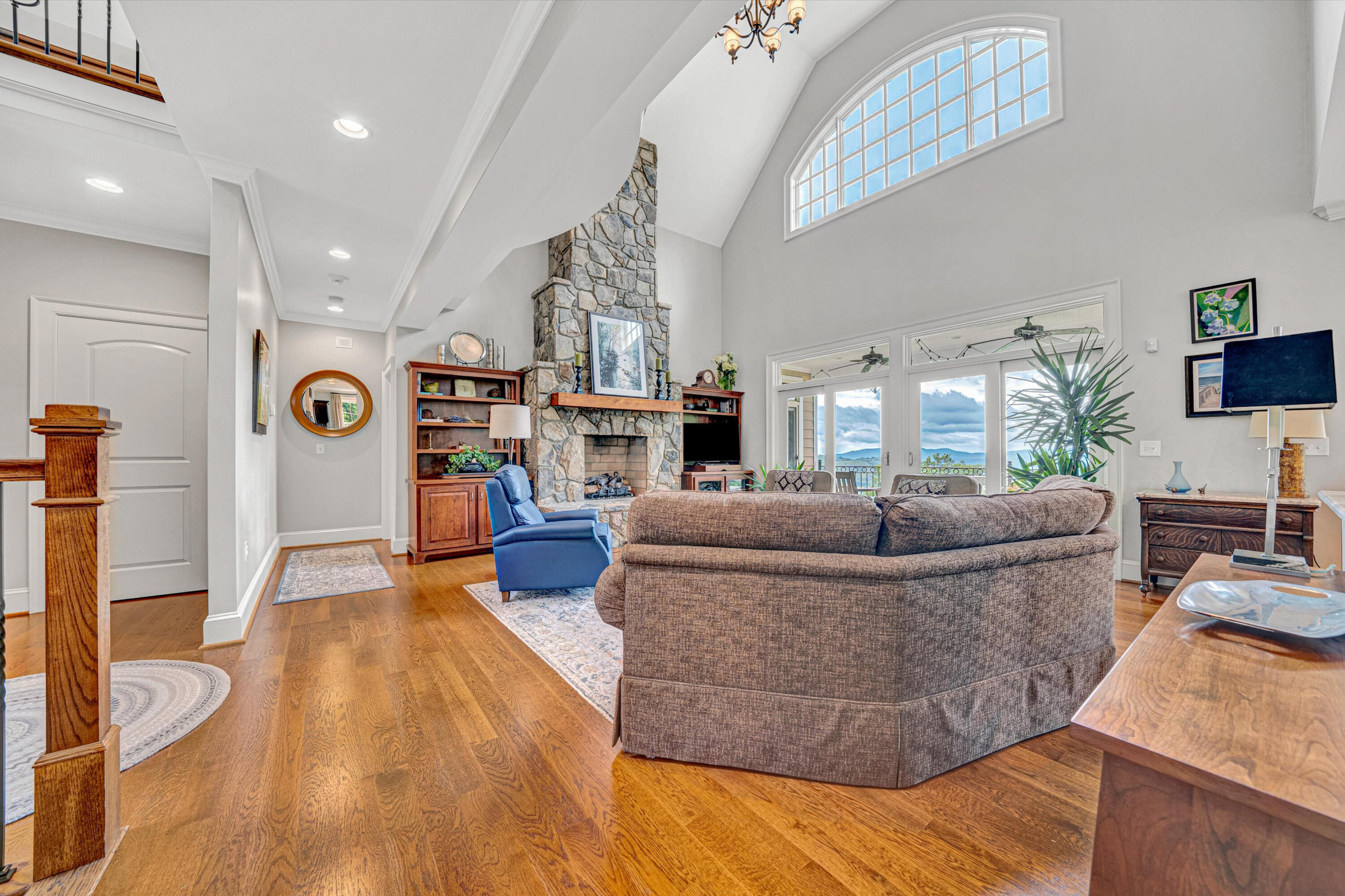 4342 Toddsbury Dr, Vinton, Virginia image 8