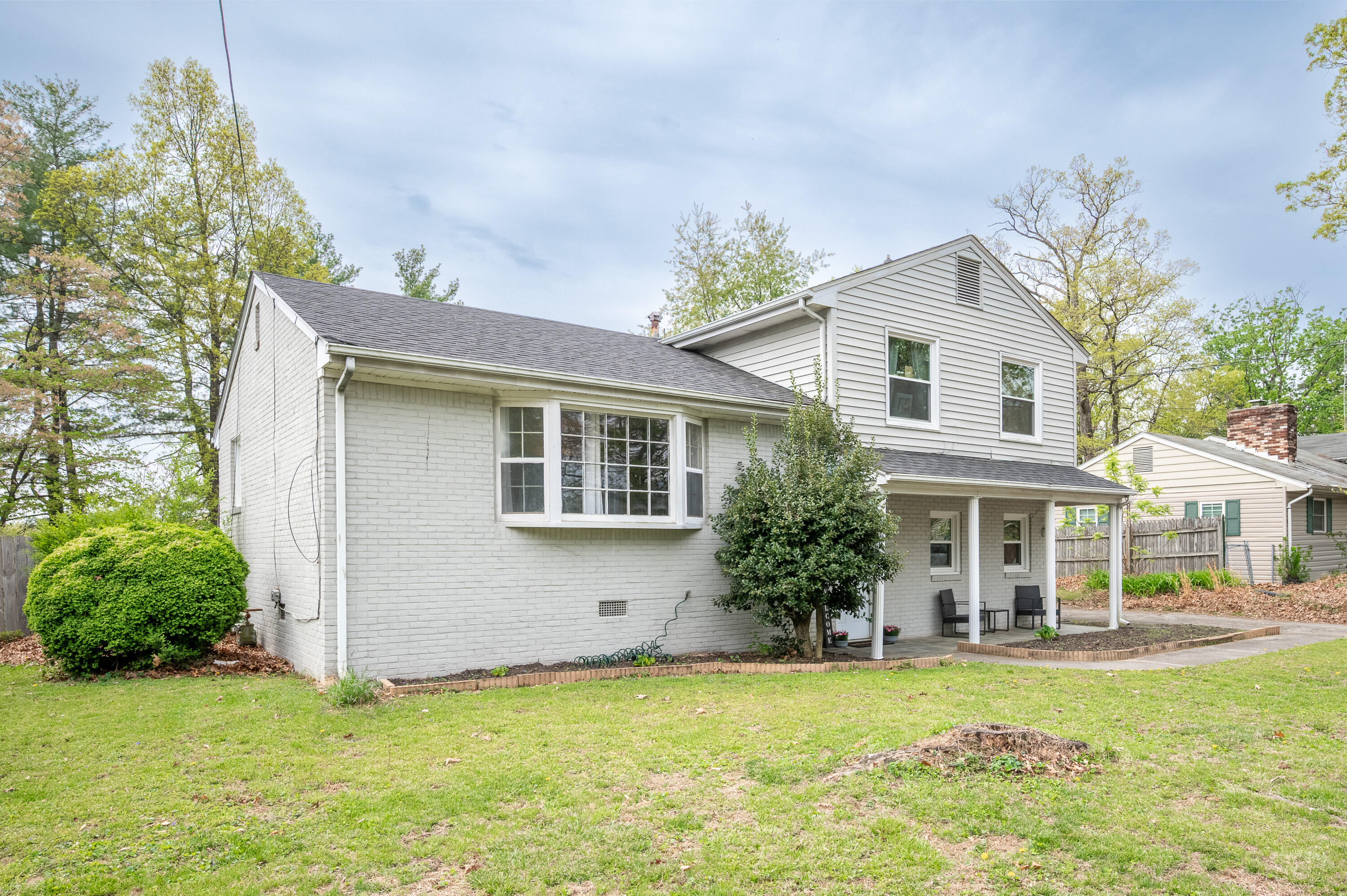 1634 Sigmon Rd, Roanoke, Virginia image 2