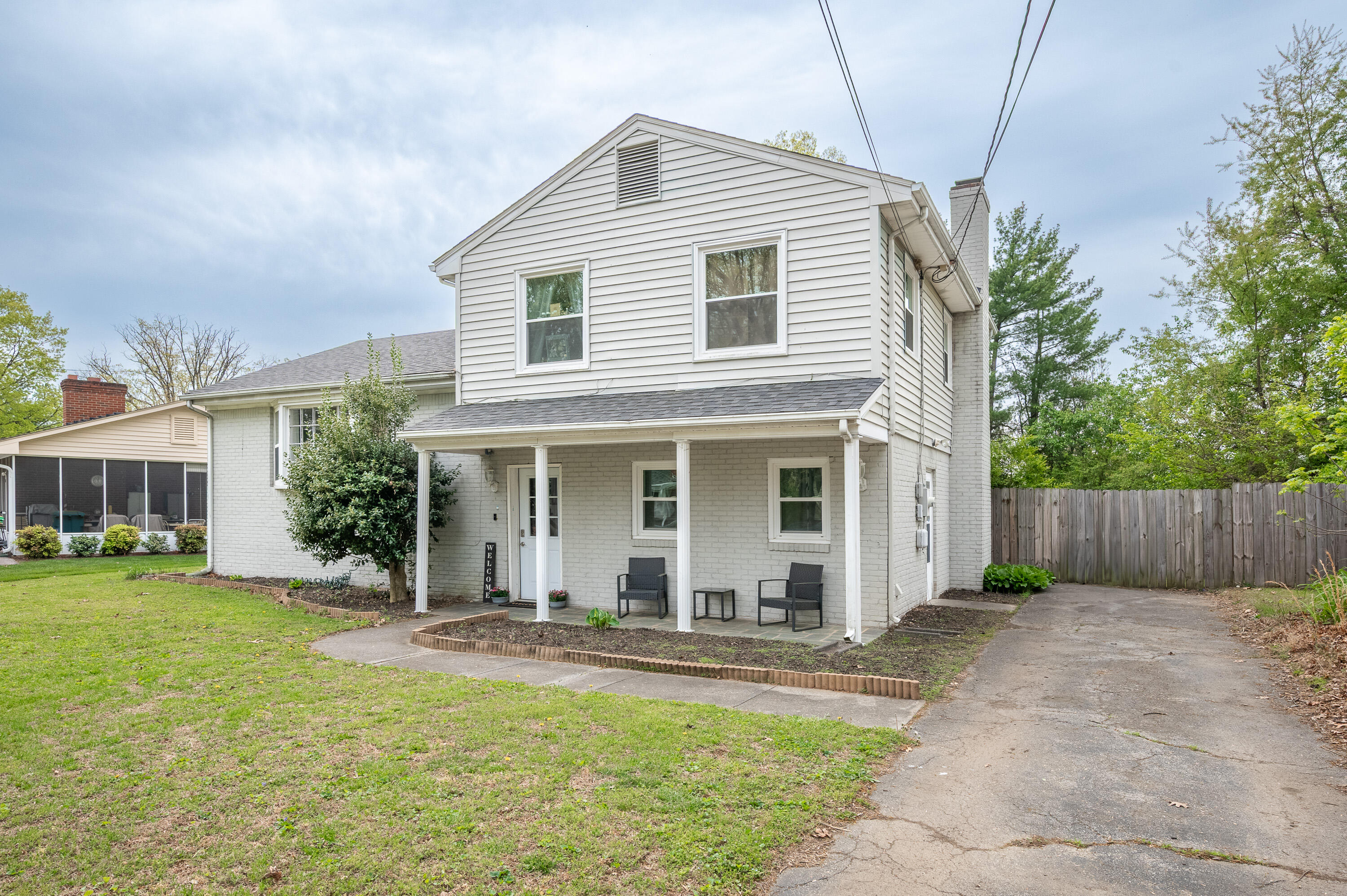 1634 Sigmon Rd, Roanoke, Virginia image 3