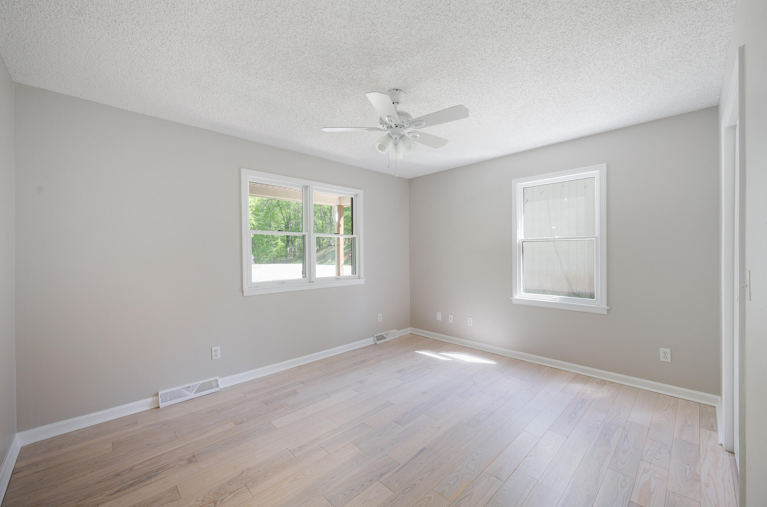 1132 Bancroft Ln, Goode, Ohio image 17