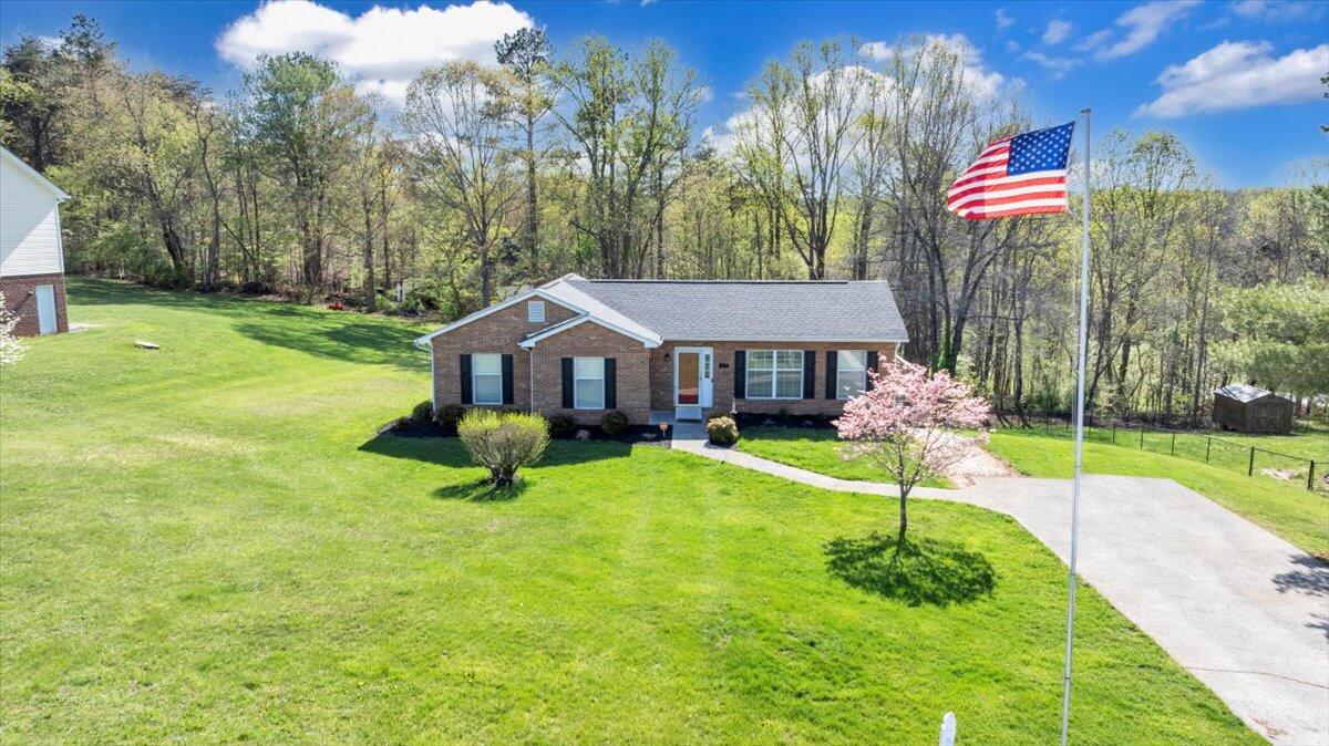 117 Meadow Brook Dr, Rocky Mount, Virginia image 1