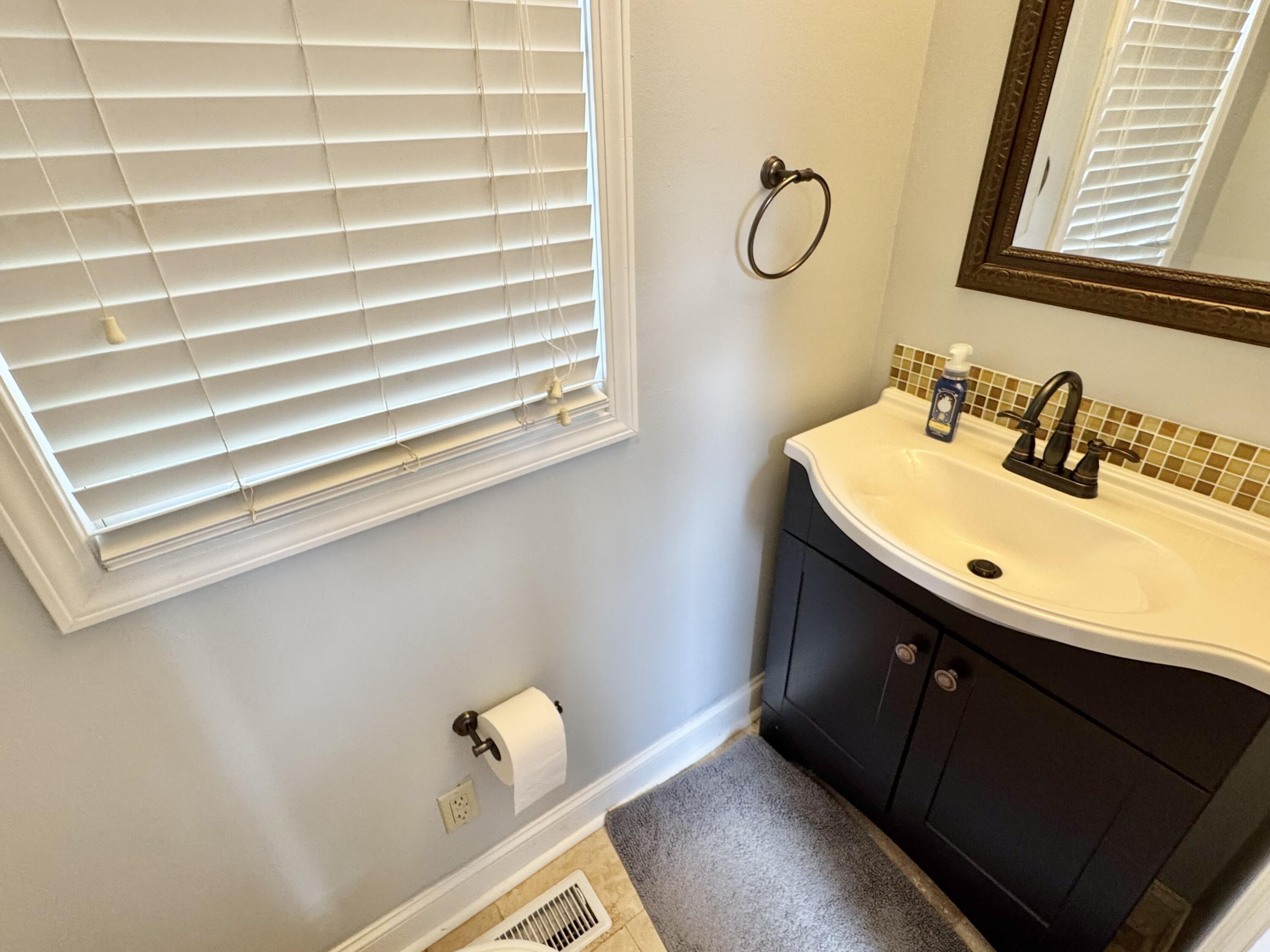 2436 Lofton Rd, Roanoke, Ohio image 11