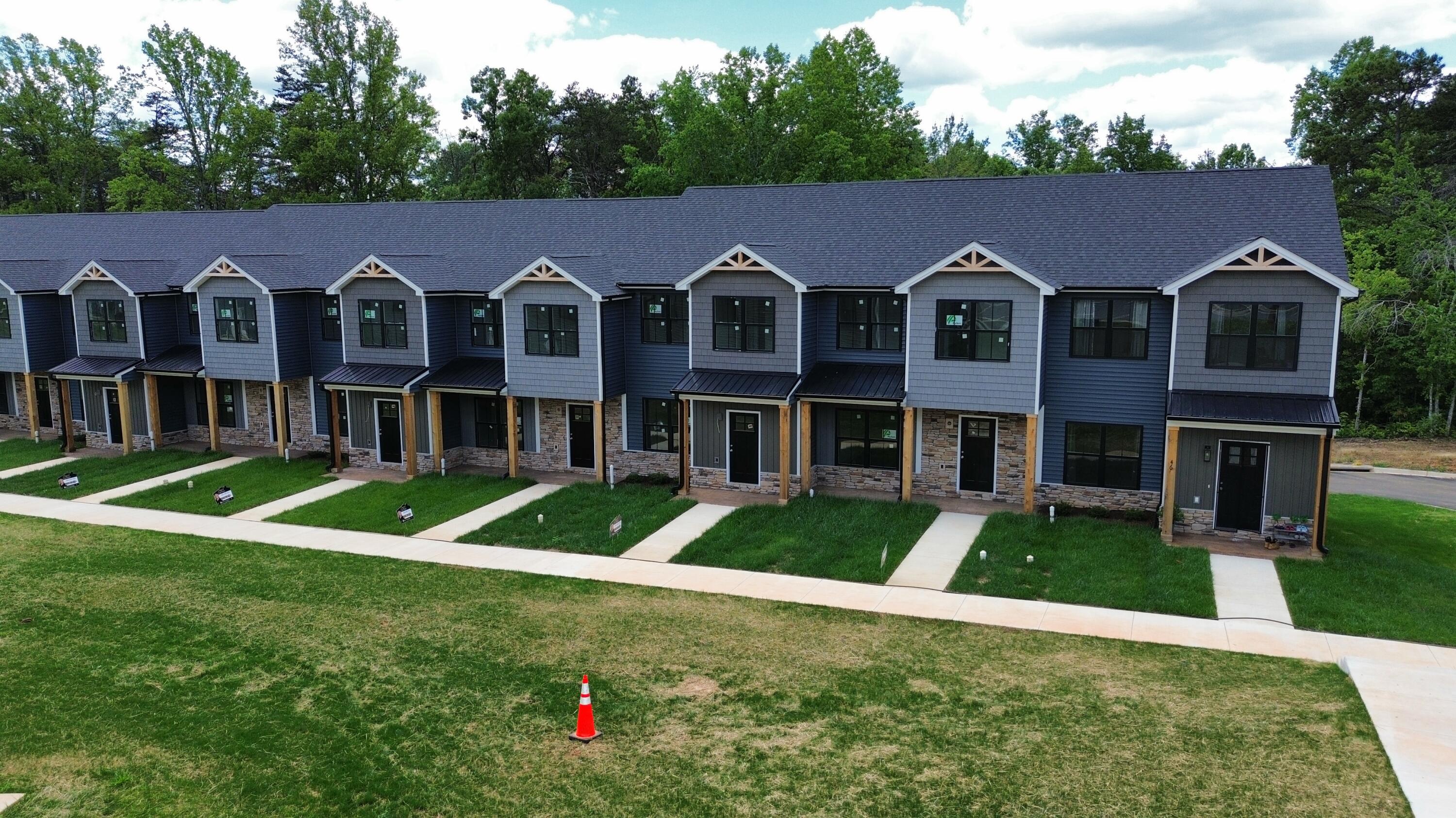 19 Villa Ct, Evington, Virginia image 40