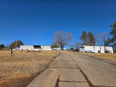 Vacant Land For Sale - 15 Spruce Pine Ln<br/> Bassett, VA 24055