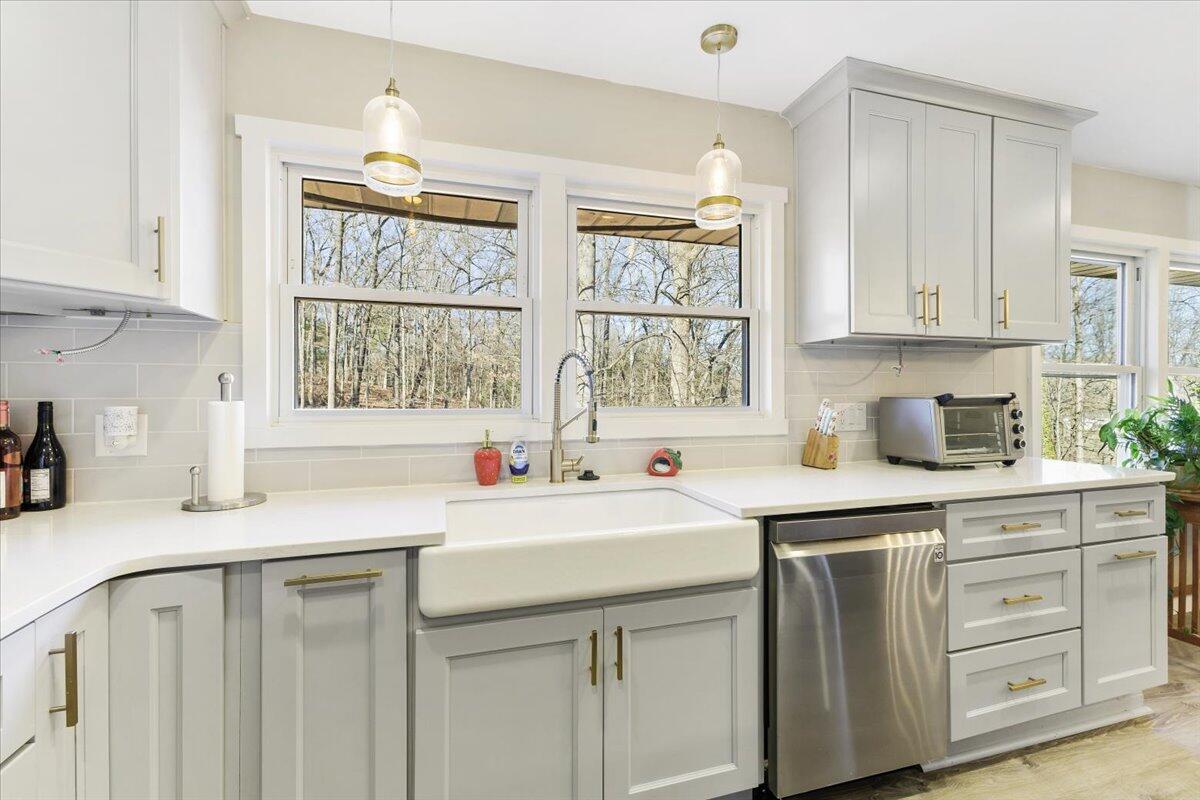 133 Windswept Ln, Boones Mill, Virginia image 12