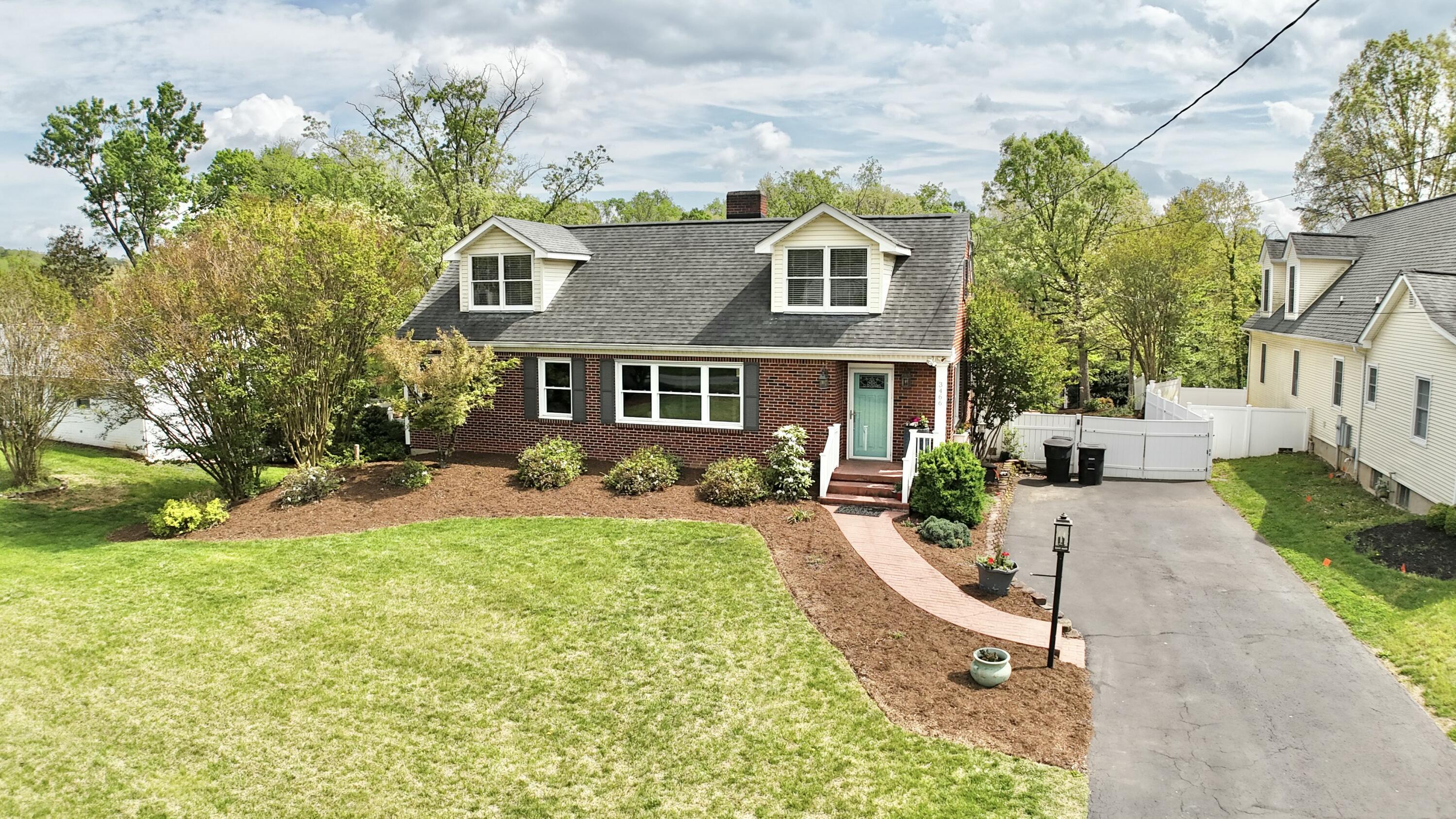 3466 Overbrook Dr, Roanoke, Virginia image 2