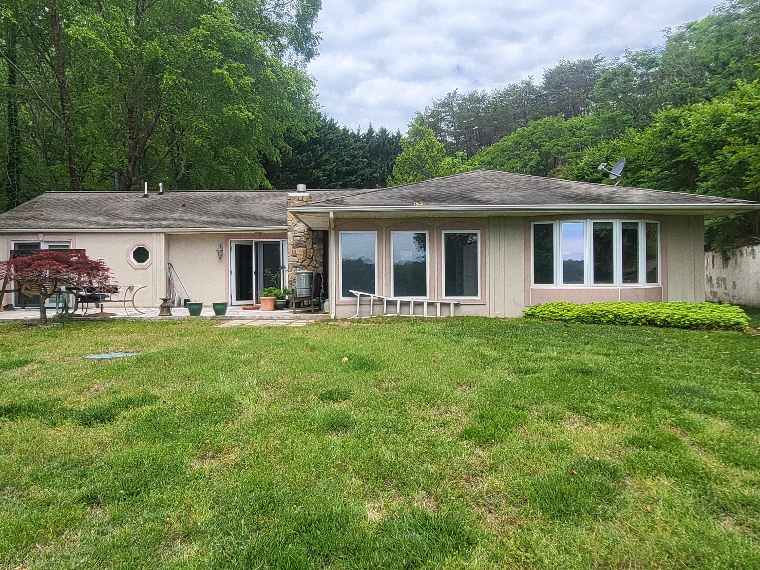 54 Hideaway Ln, Moneta, Virginia image 1