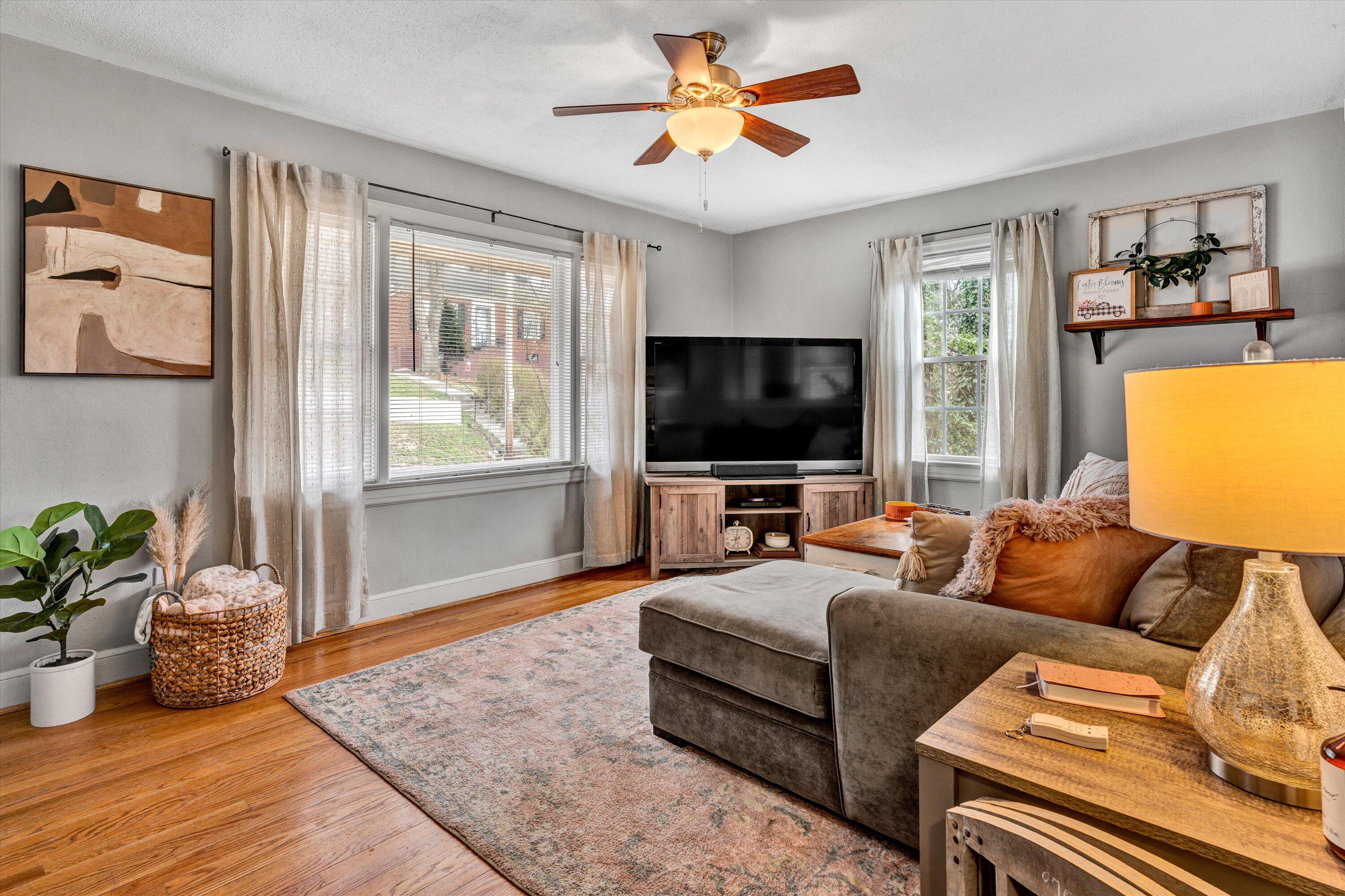 2927 Hollowell Ave, Roanoke, Virginia image 4