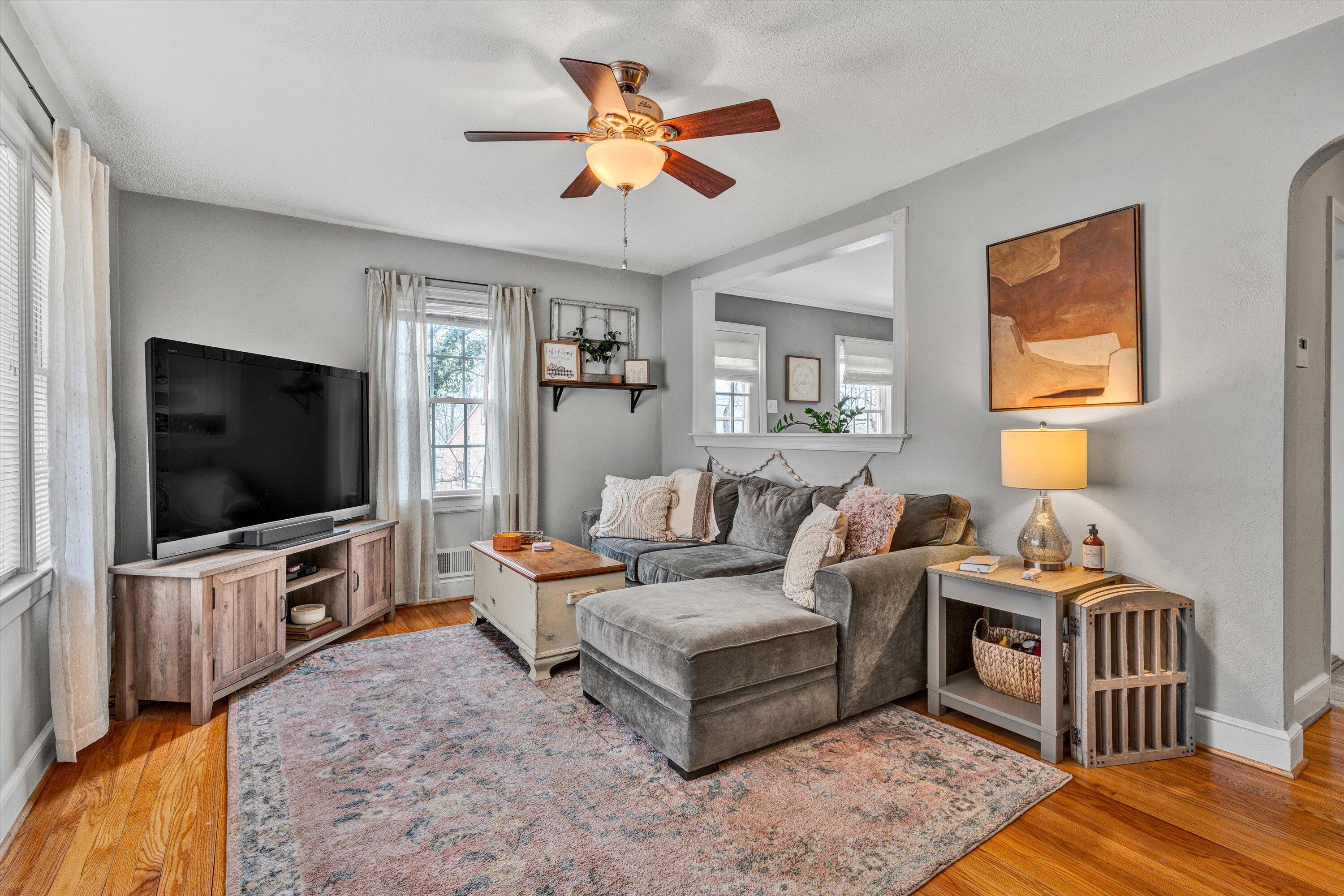 2927 Hollowell Ave, Roanoke, Virginia image 3