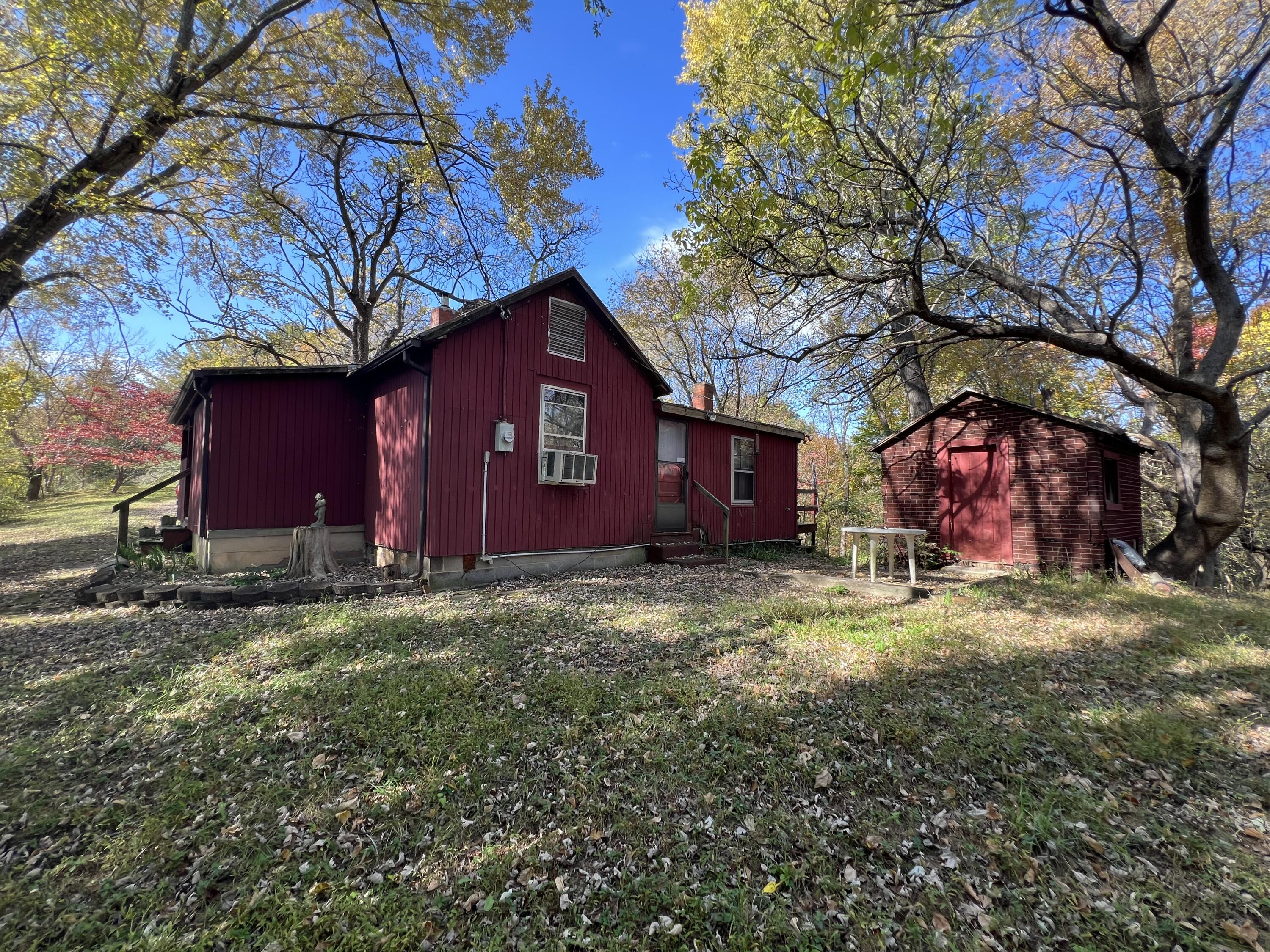 Roanoke, Virginia 24014, United States, 2 Bedrooms Bedrooms, ,1 BathroomBathrooms,Residential,Pending,40498