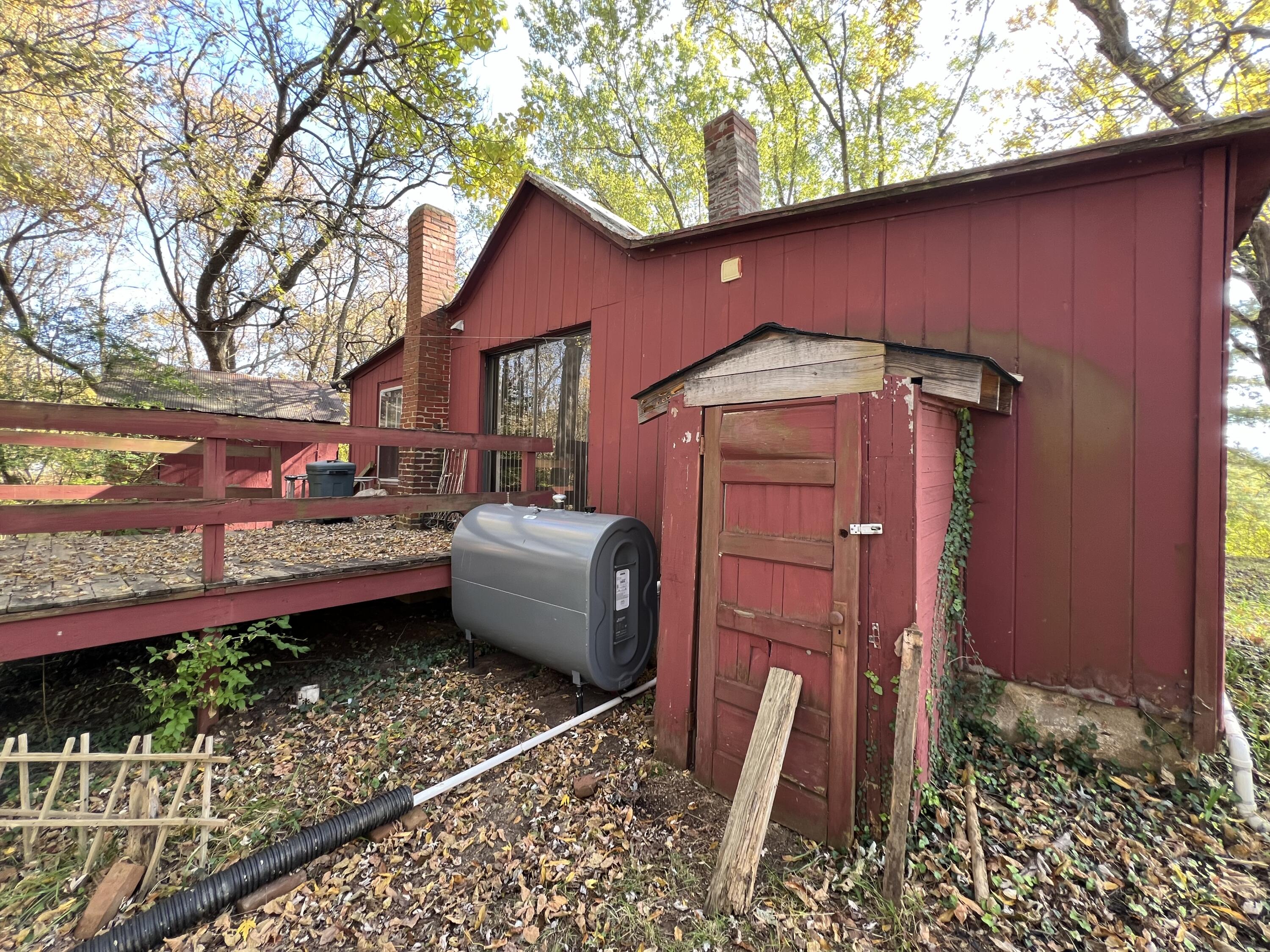 Roanoke, Virginia 24014, United States, 2 Bedrooms Bedrooms, ,1 BathroomBathrooms,Residential,Pending,40498