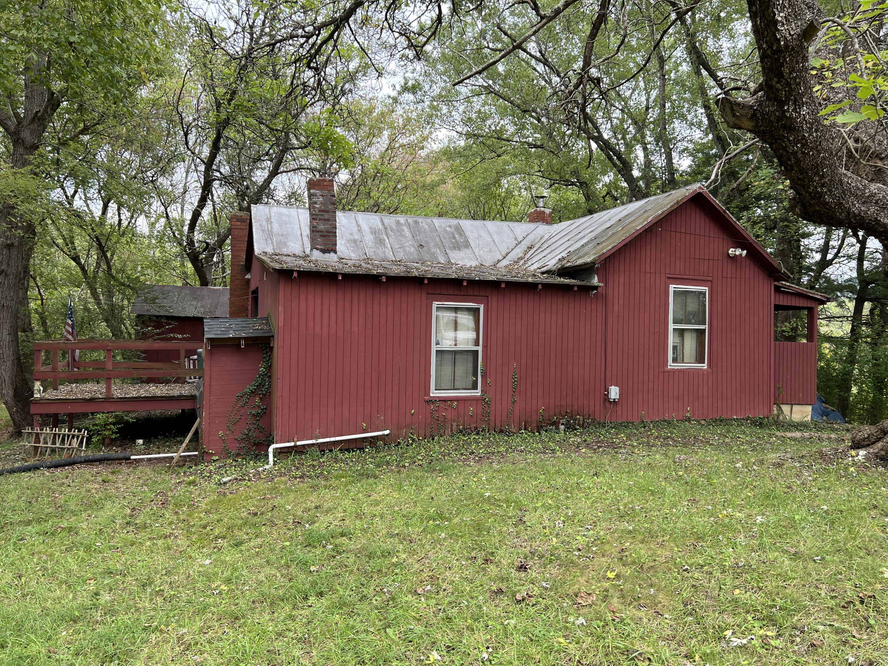 Roanoke, Virginia 24014, United States, 2 Bedrooms Bedrooms, ,1 BathroomBathrooms,Residential,Pending,40498