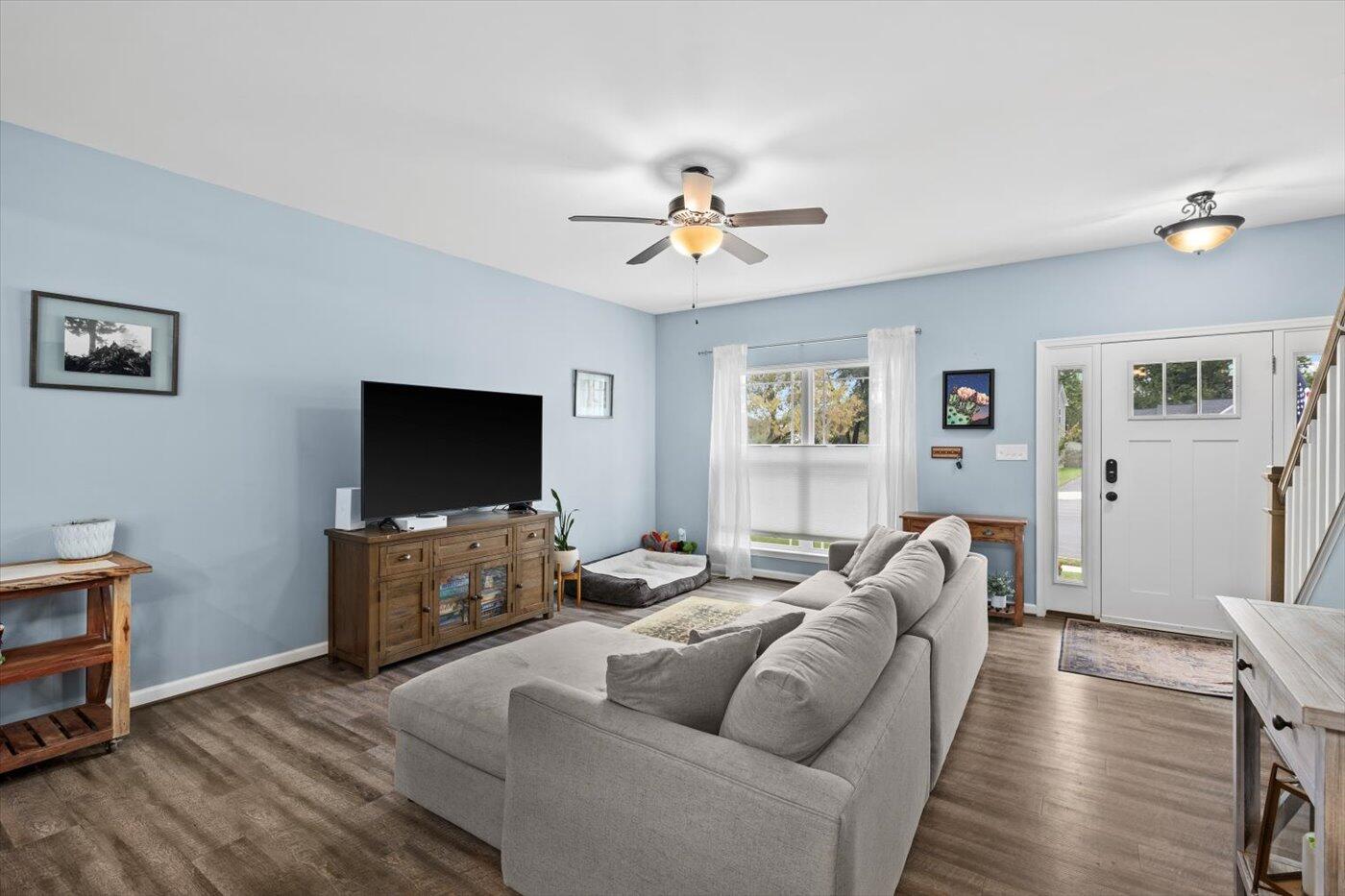 Fredricksburg, Virginia 22405, United States, 3 Bedrooms Bedrooms, ,3 BathroomsBathrooms,Residential,Active,228418